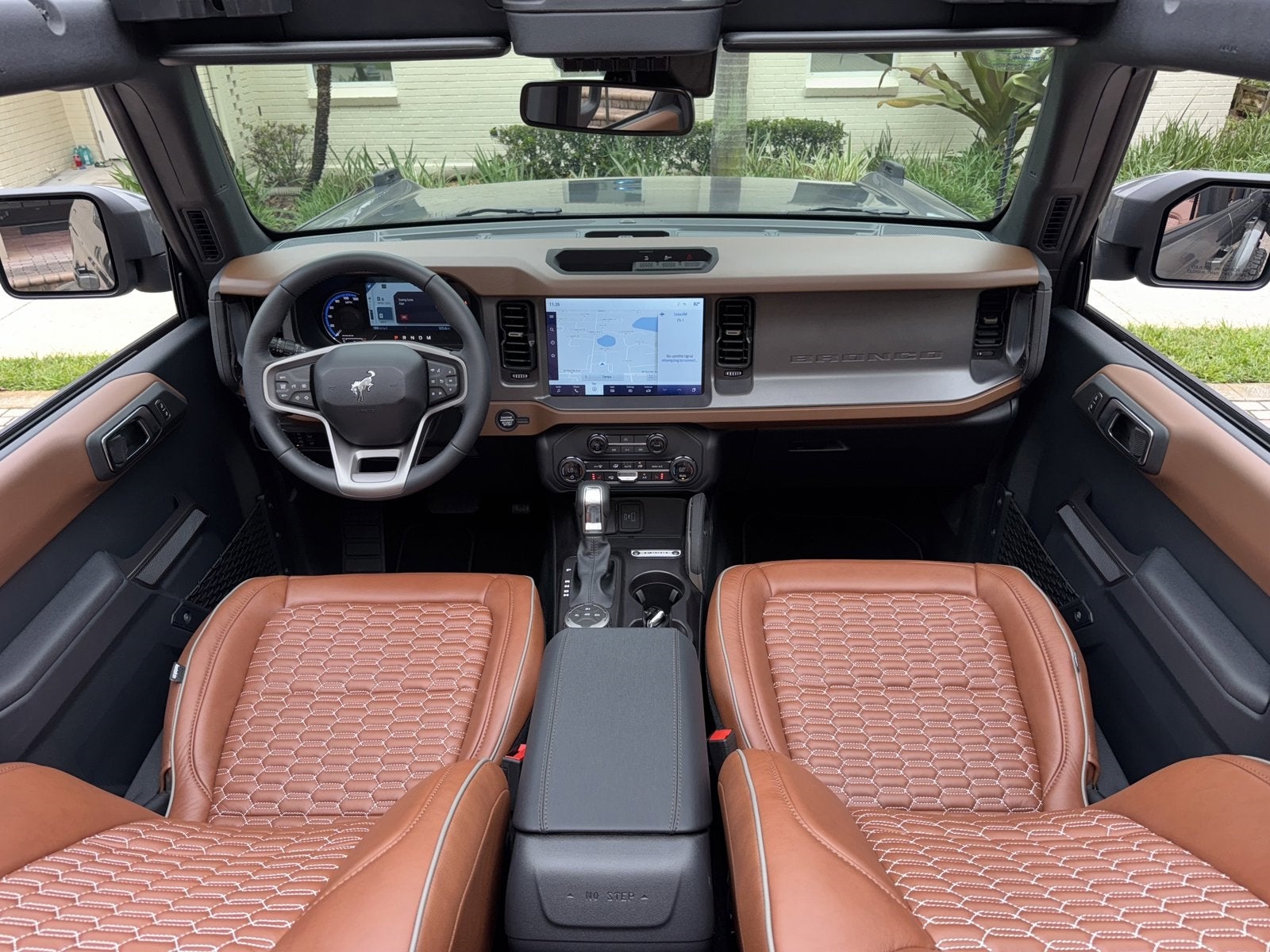 2024 Ford Bronco Outer Banks V6 Hard Top