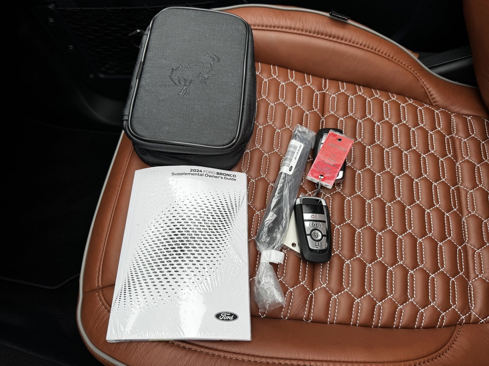 2024 Ford Bronco Outer Banks V6 Hard Top