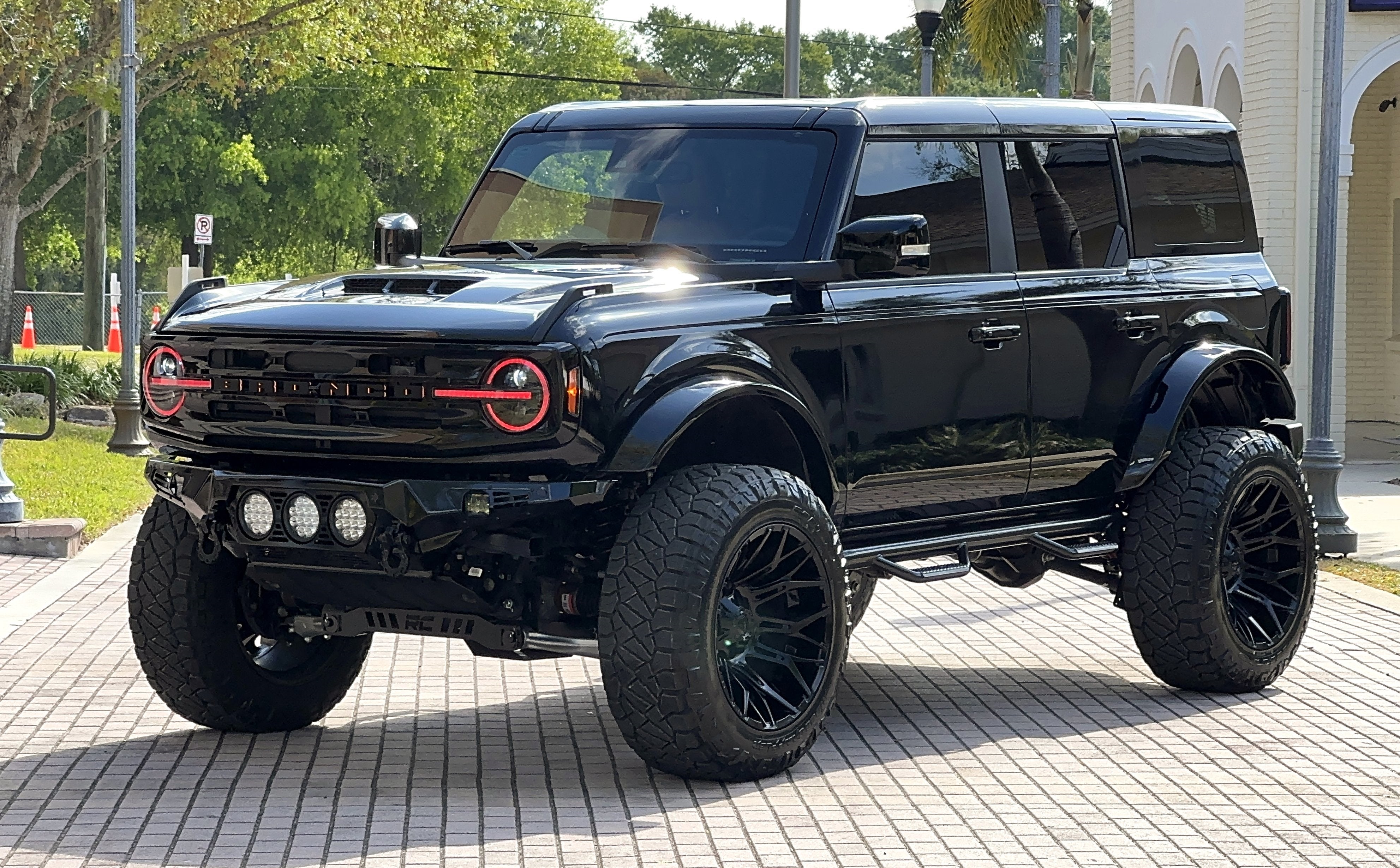 2024 Ford Bronco Outer Banks V6 Luxury Pkg Hard Top Custom Lifted