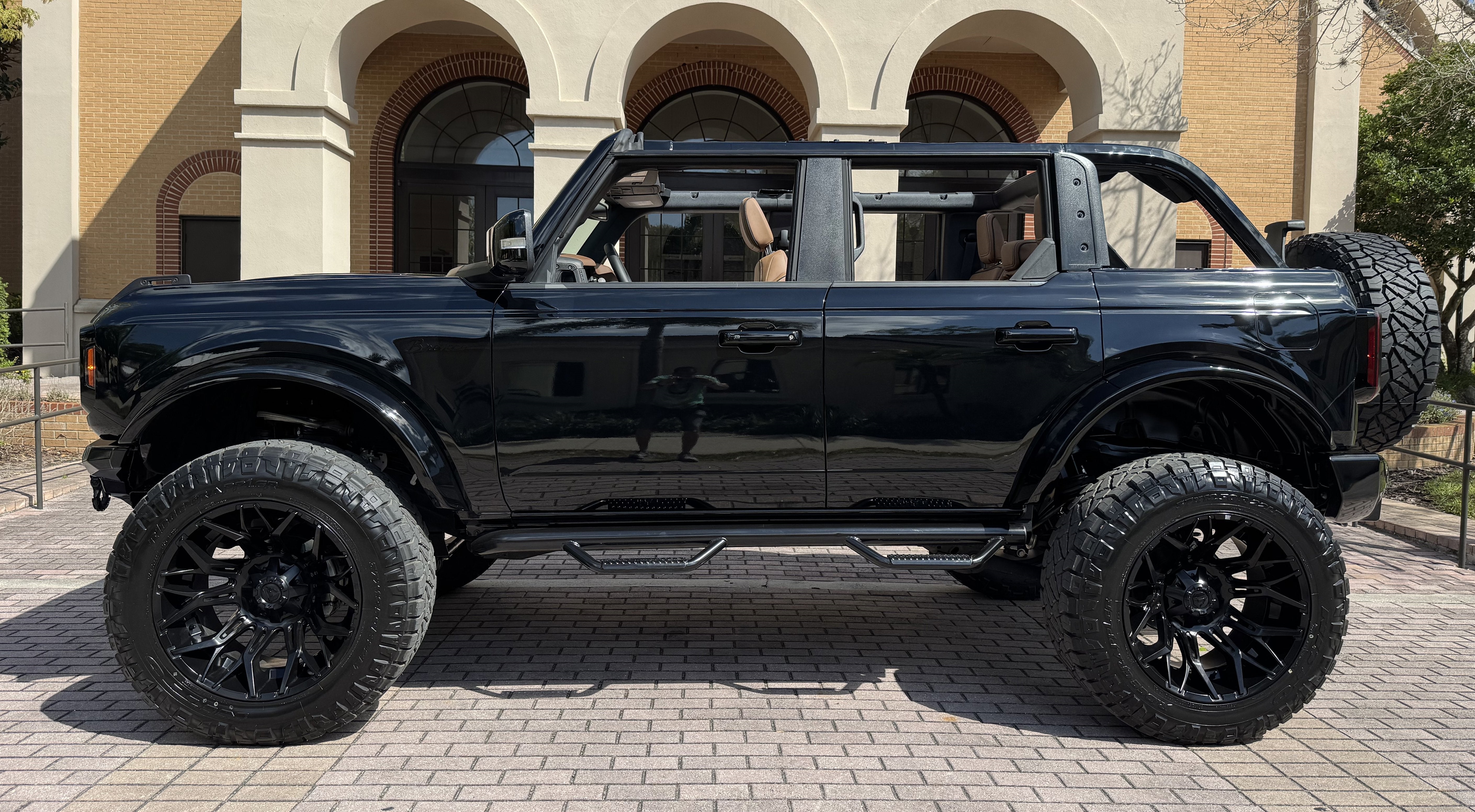 2024 Ford Bronco Outer Banks V6 Luxury Pkg Hard Top Custom Lifted