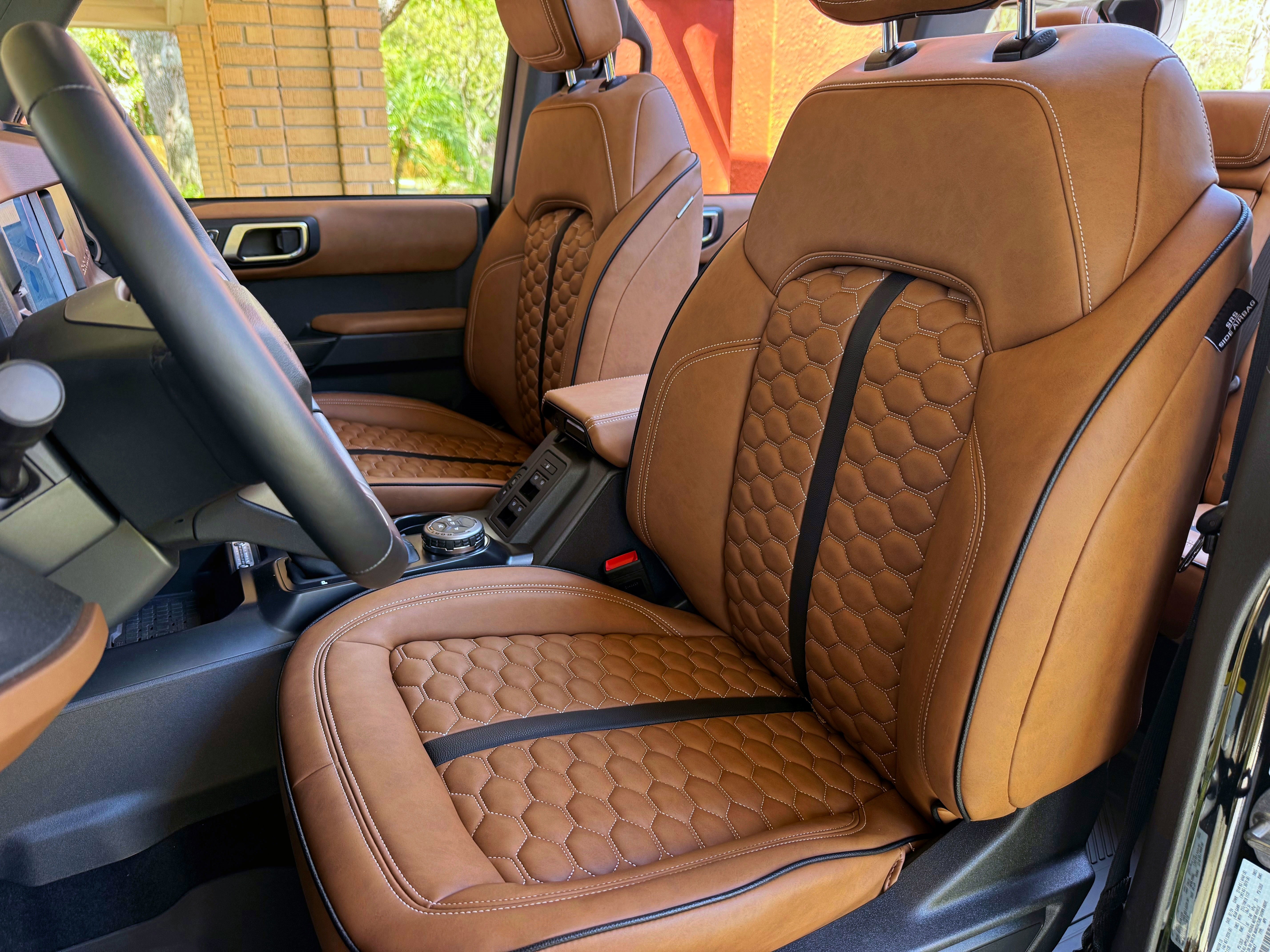 2024 Ford Bronco Outer Banks V6 Luxury Pkg Hard Top Custom Lifted