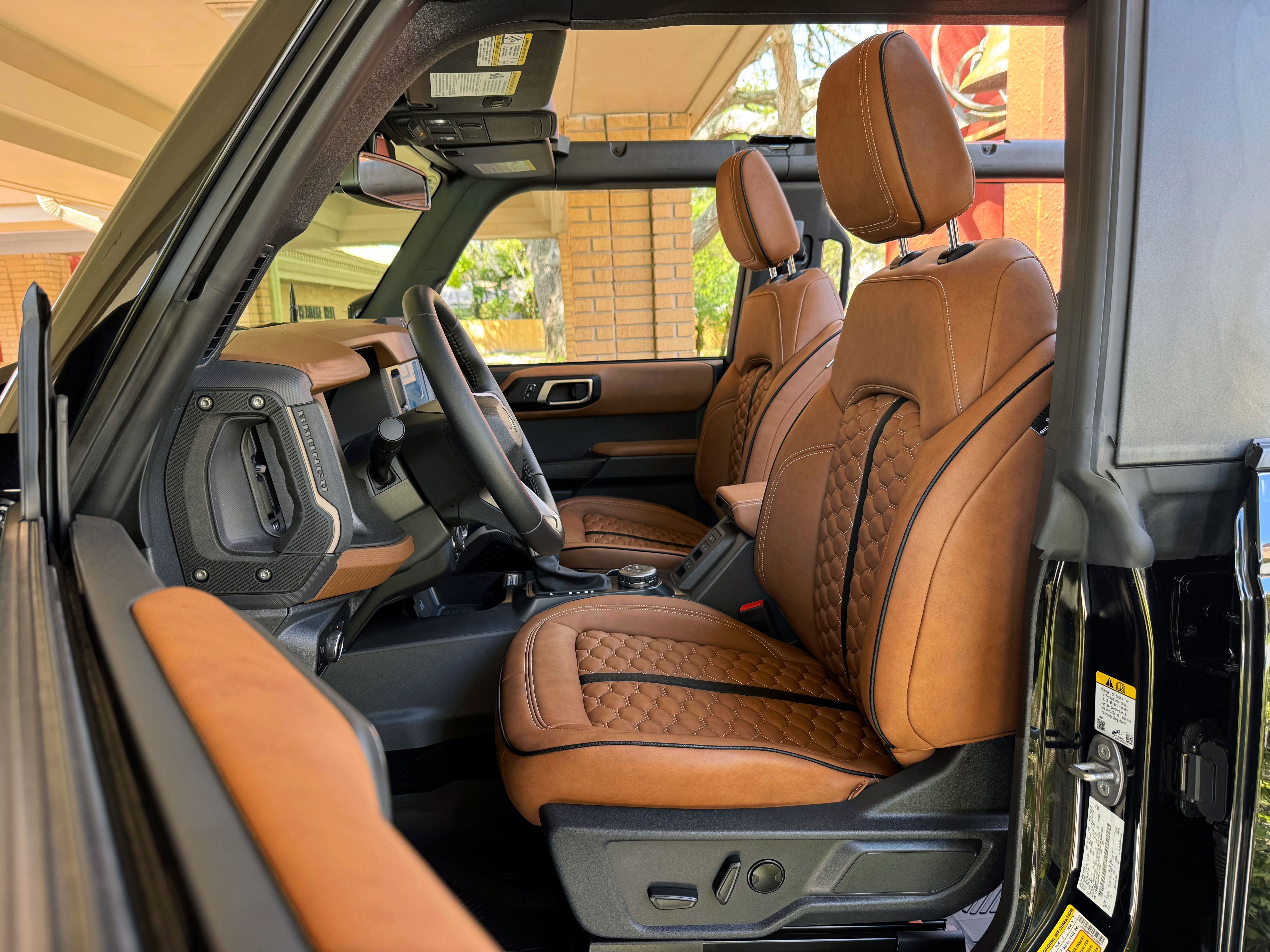 2024 Ford Bronco Outer Banks V6 Luxury Pkg Hard Top Custom Lifted