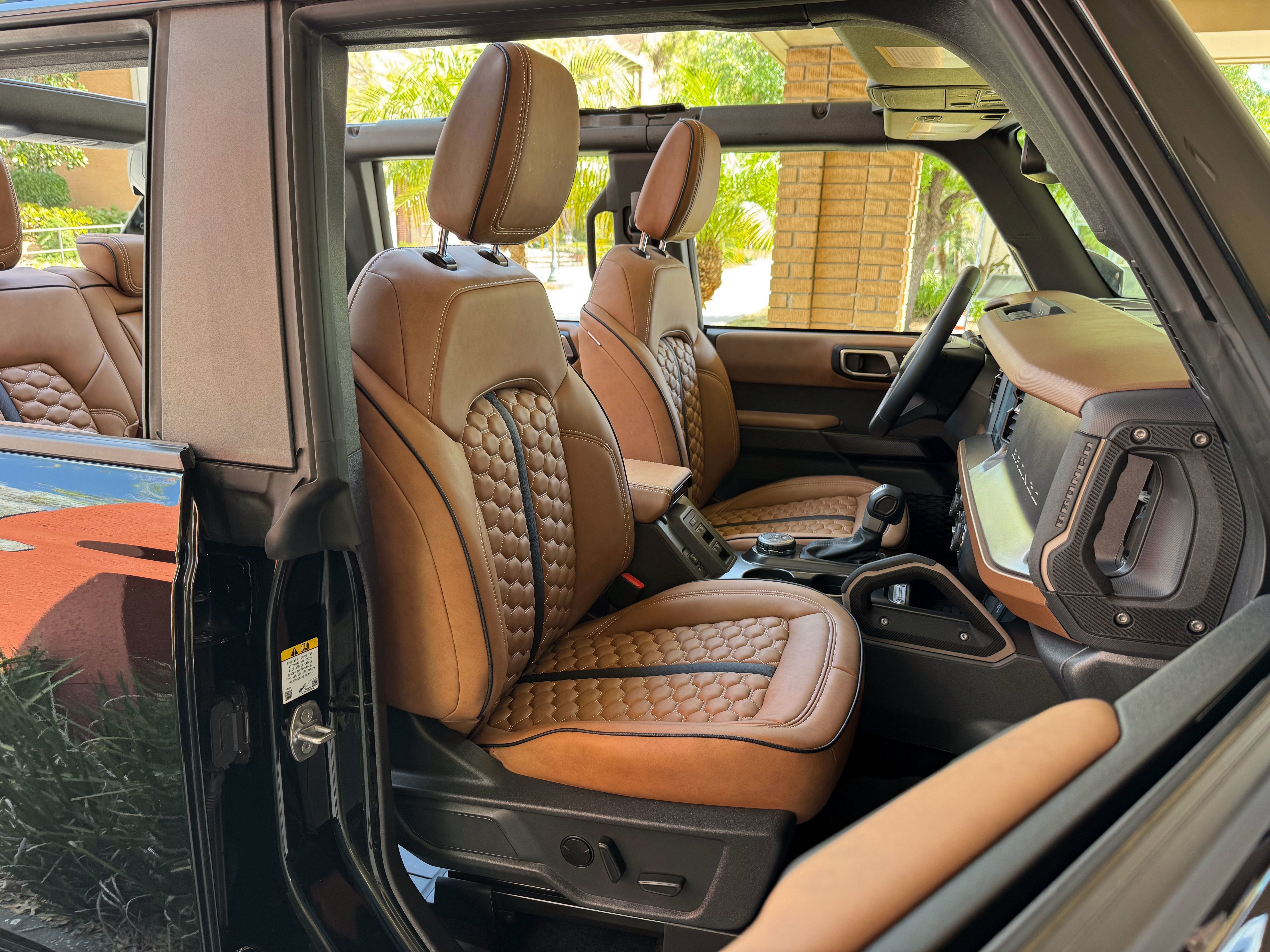 2024 Ford Bronco Outer Banks V6 Luxury Pkg Hard Top Custom Lifted