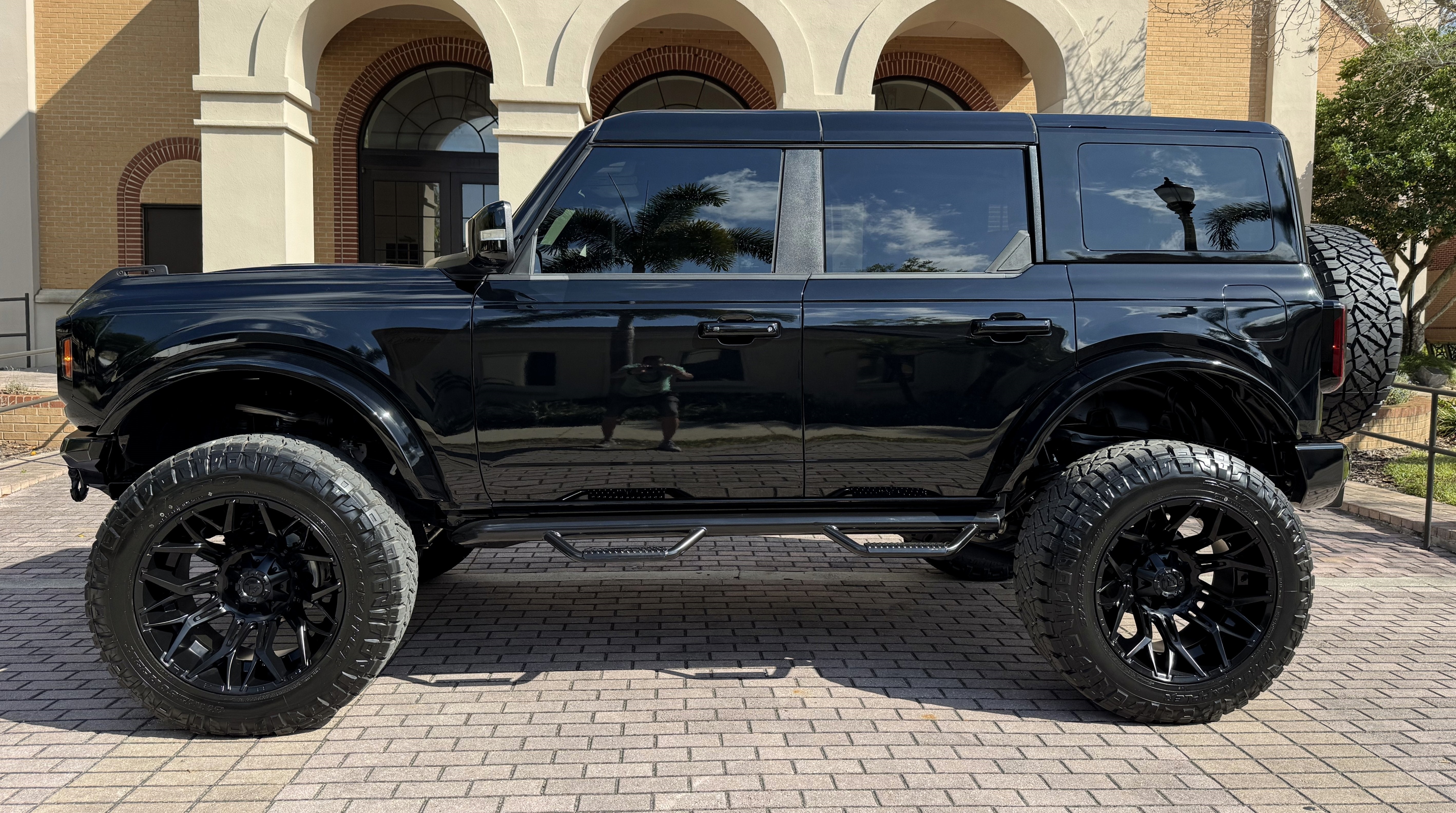 2024 Ford Bronco Outer Banks V6 Luxury Pkg Hard Top Custom Lifted