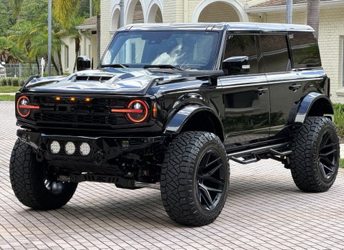 2025 Ford Bronco V6 Outer Banks Luxury Package Custom Lifted