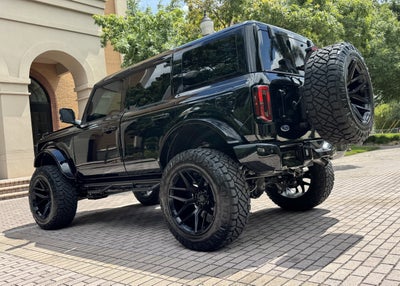 2025 Ford Bronco V6 Outer Banks Luxury Package Custom Lifted