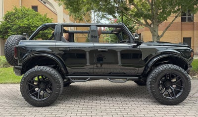 2025 Ford Bronco V6 Outer Banks Luxury Package Custom Lifted