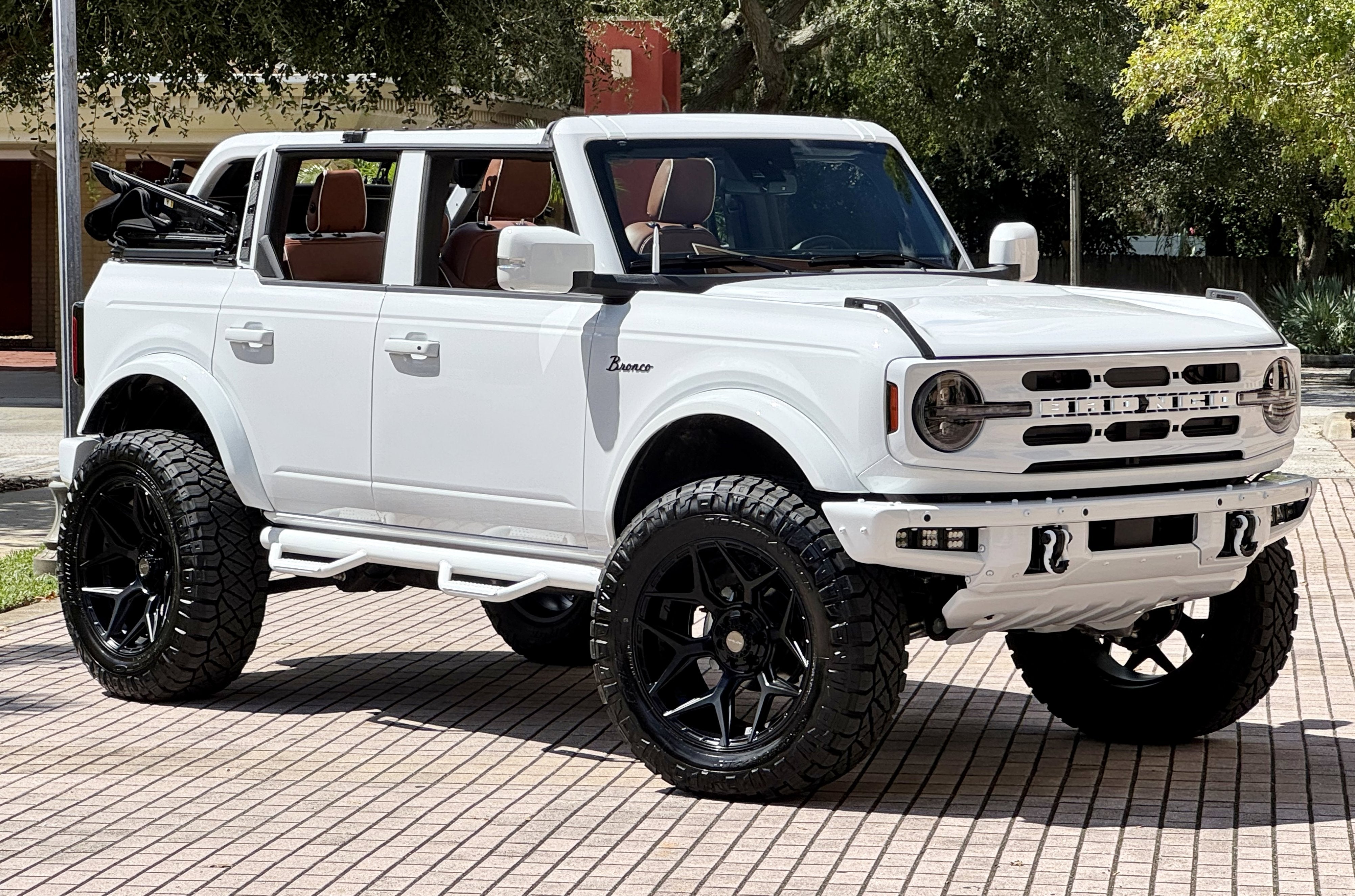2024 Ford Bronco Outer Banks V6 BESTOP POWER TOP Luxury Package Custom Lifted