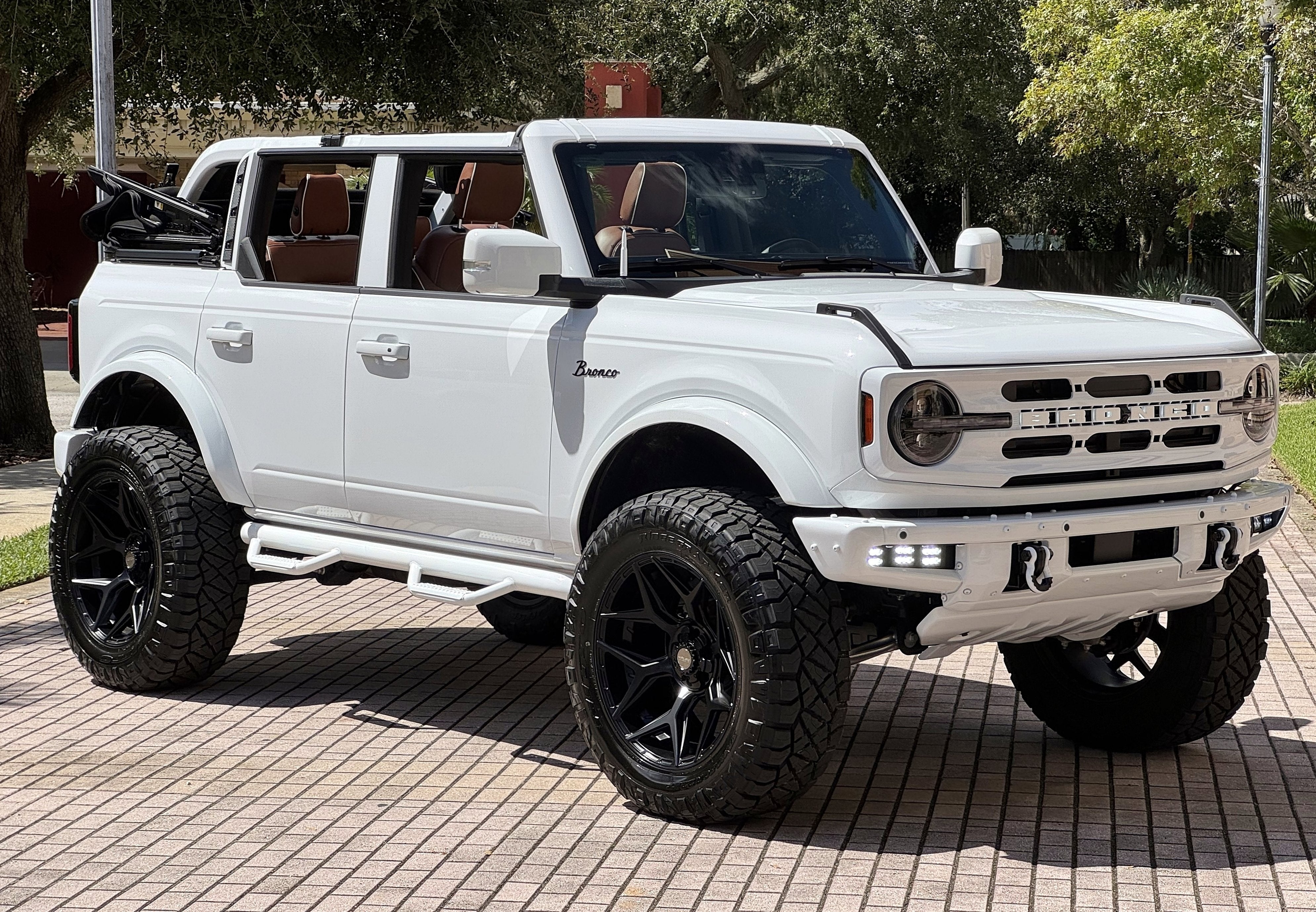 2024 Ford Bronco Outer Banks V6 BESTOP POWER TOP Luxury Package Custom Lifted