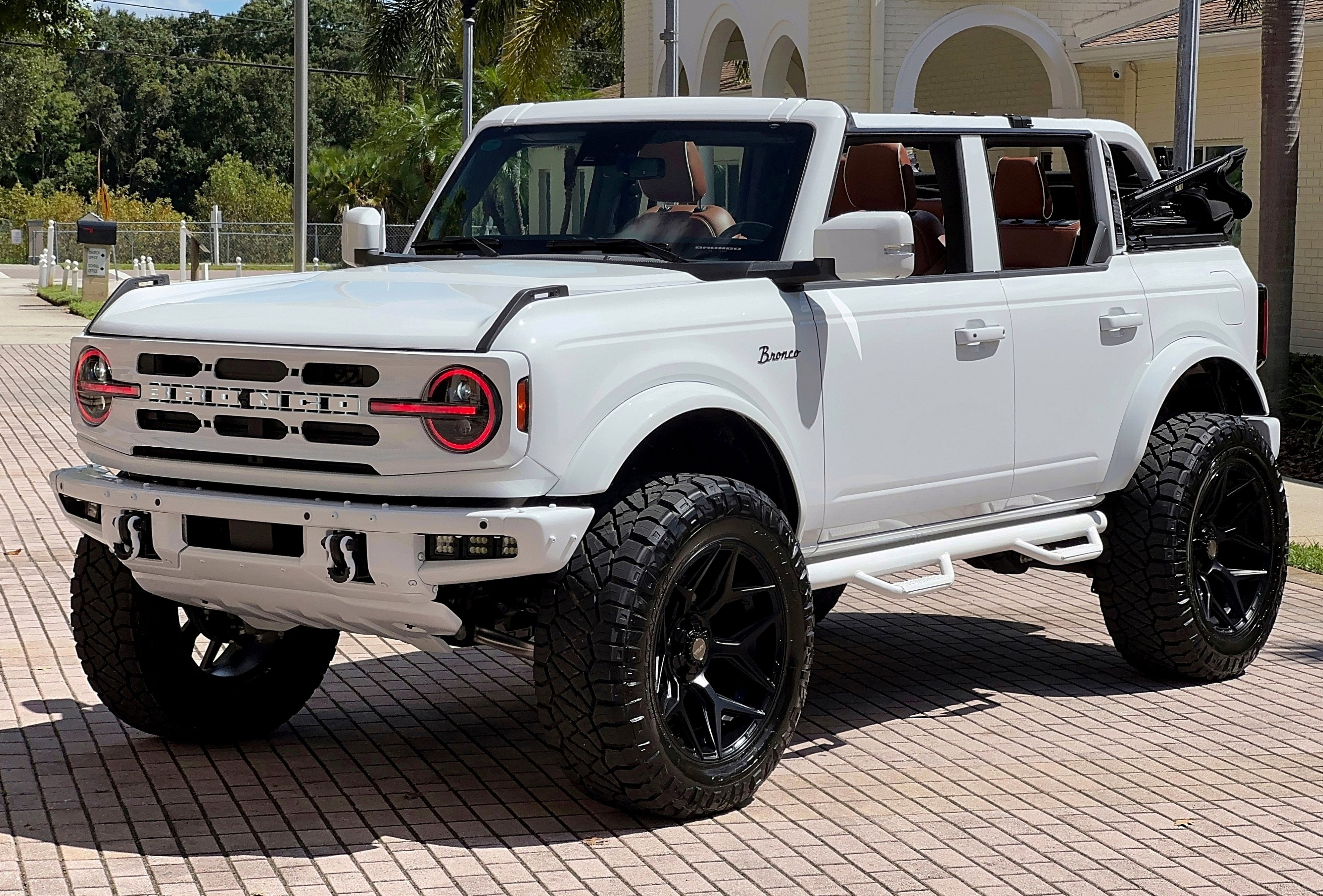 2024 Ford Bronco Outer Banks V6 BESTOP POWER TOP Luxury Package Custom Lifted