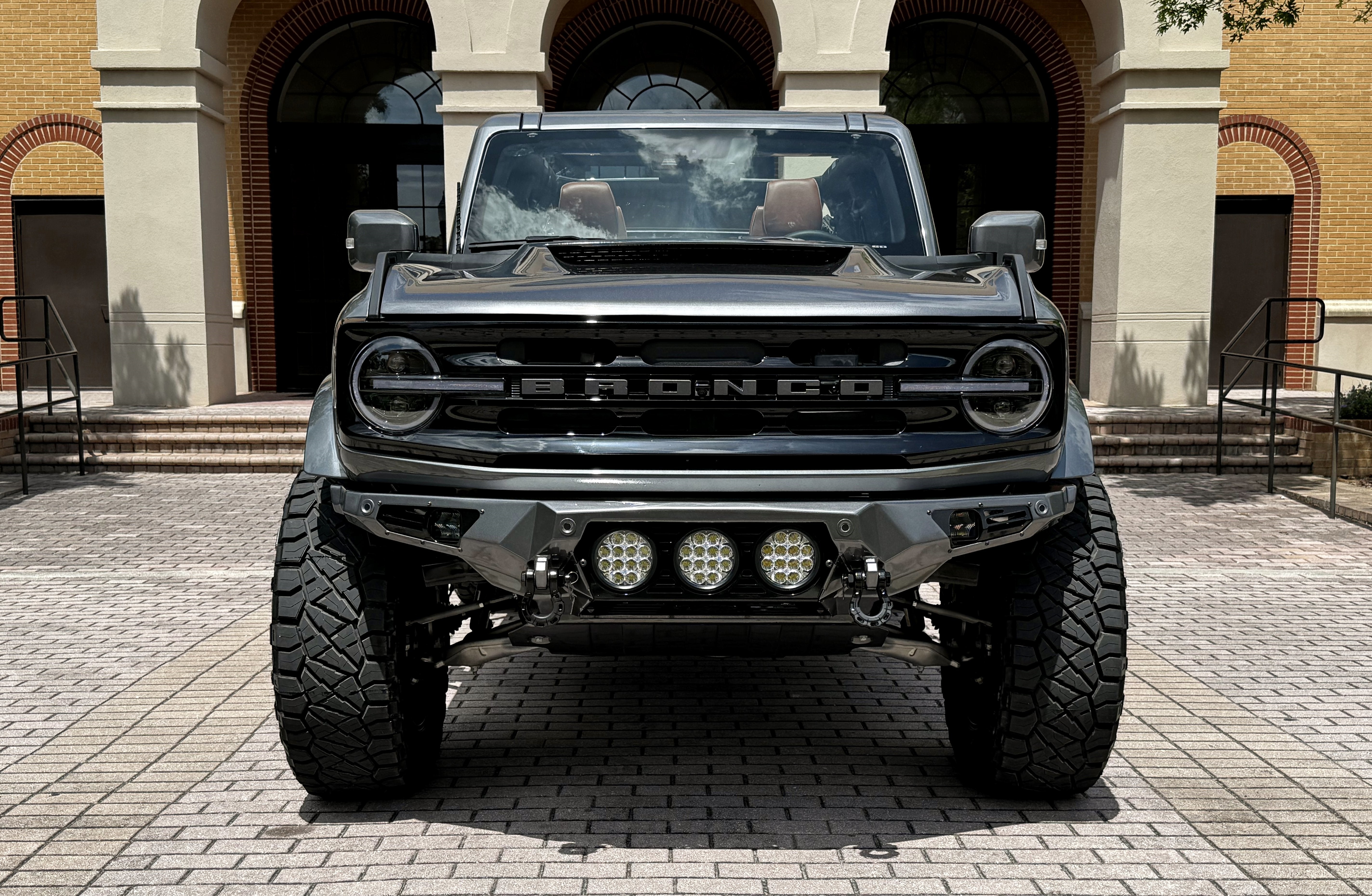 2024 Ford Bronco Outer Banks V6 Luxury Package Custom Lifted