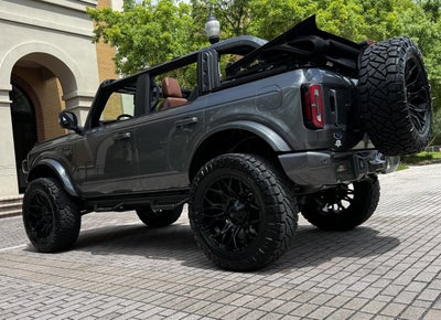 2024 Ford Bronco Outer Banks V6 Luxury Package Custom Lifted