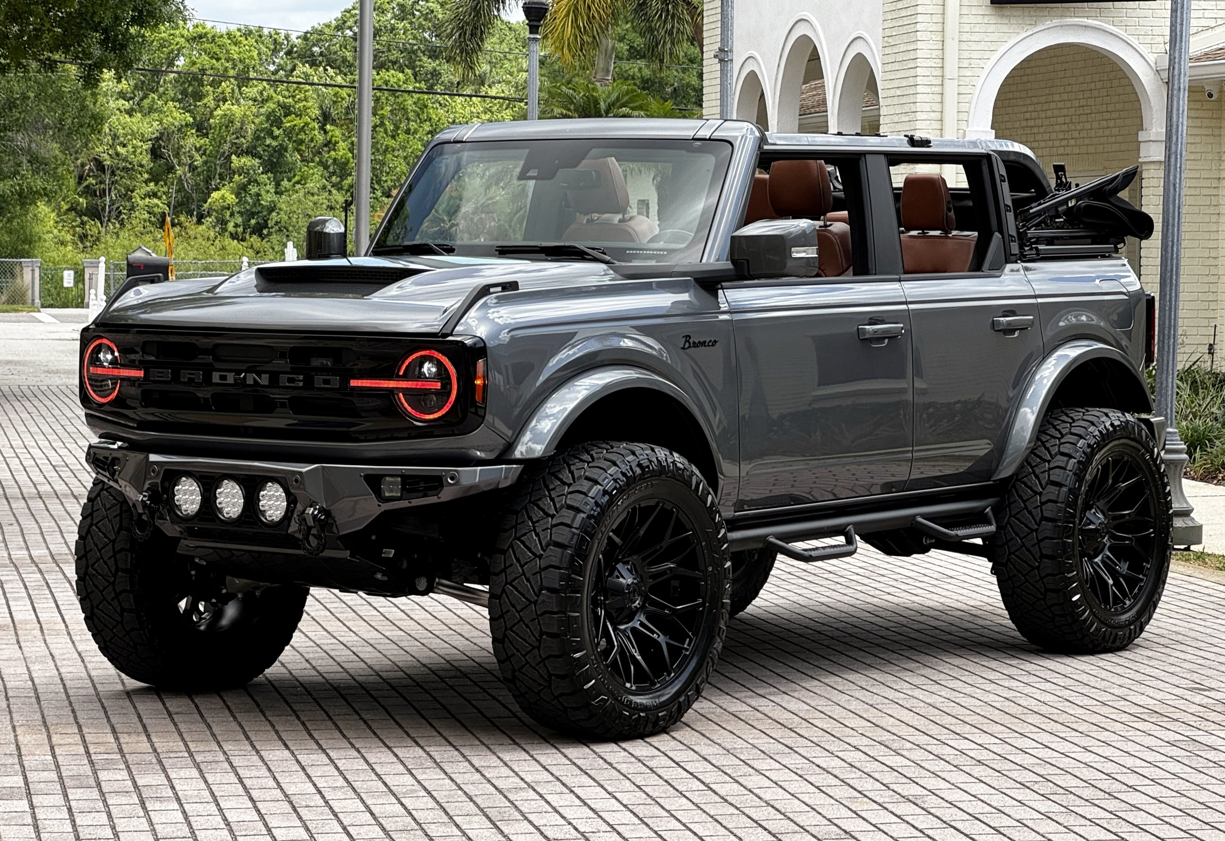 2024 Ford Bronco Outer Banks V6 Luxury Package Custom Lifted