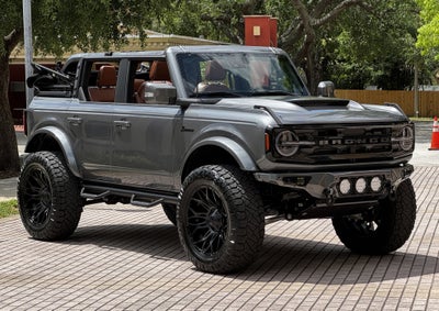 2024 Ford Bronco Outer Banks V6 Luxury Package Custom Lifted