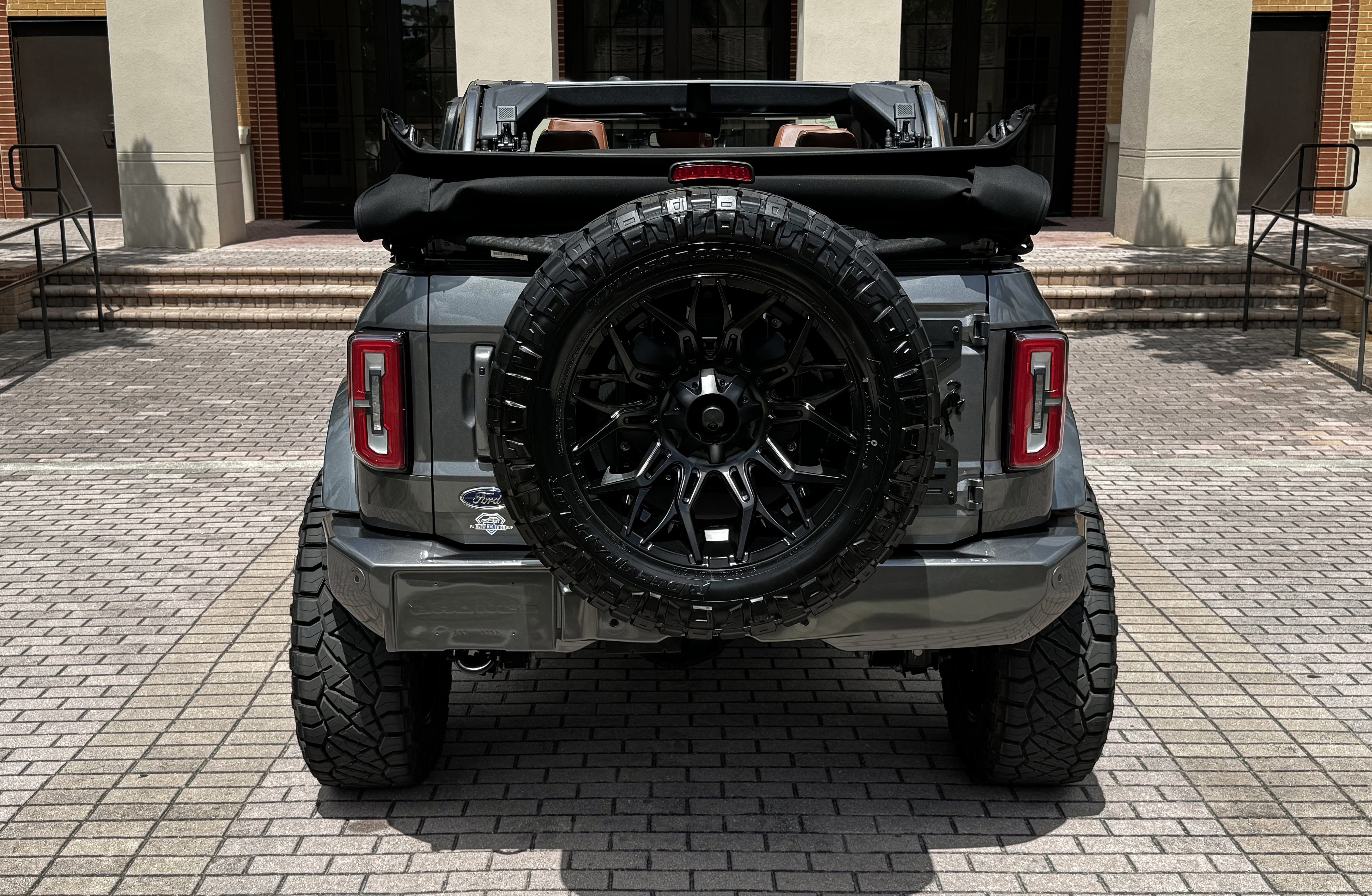 2024 Ford Bronco Outer Banks V6 Luxury Package Custom Lifted