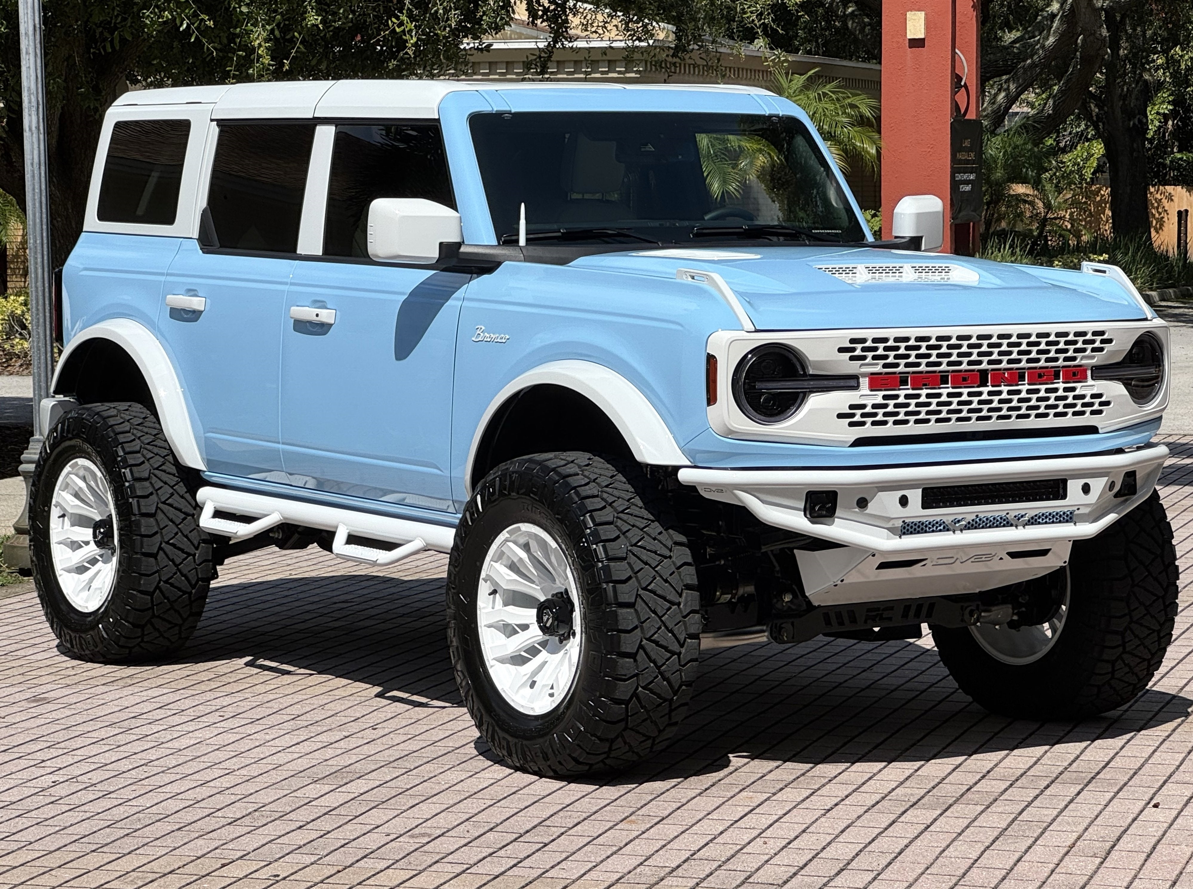 2025 Ford Bronco Custom Lifted Vintage Outer Banks Retro V6 Hard Top