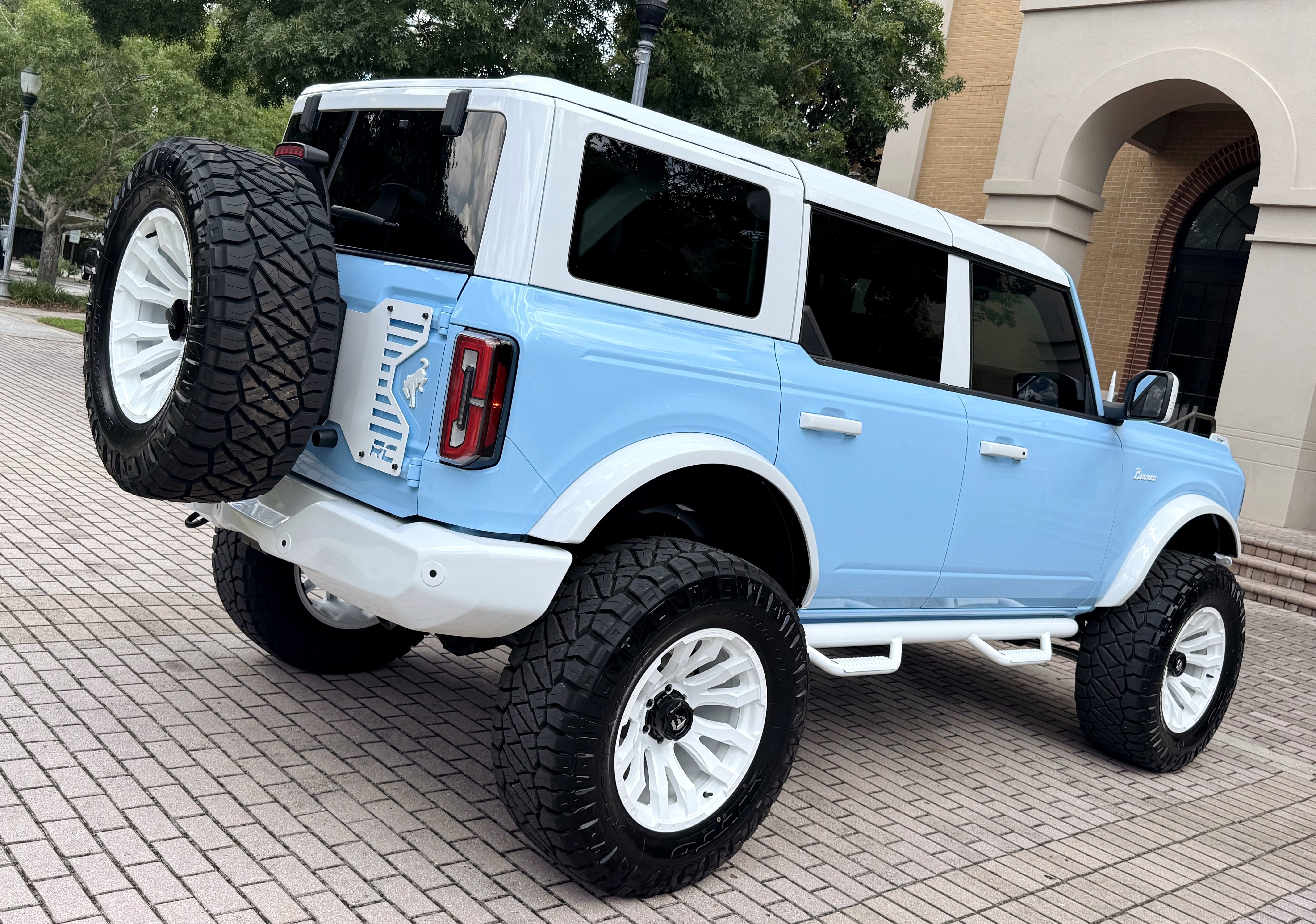 2025 Ford Bronco Custom Lifted Vintage Outer Banks Retro V6 Hard Top