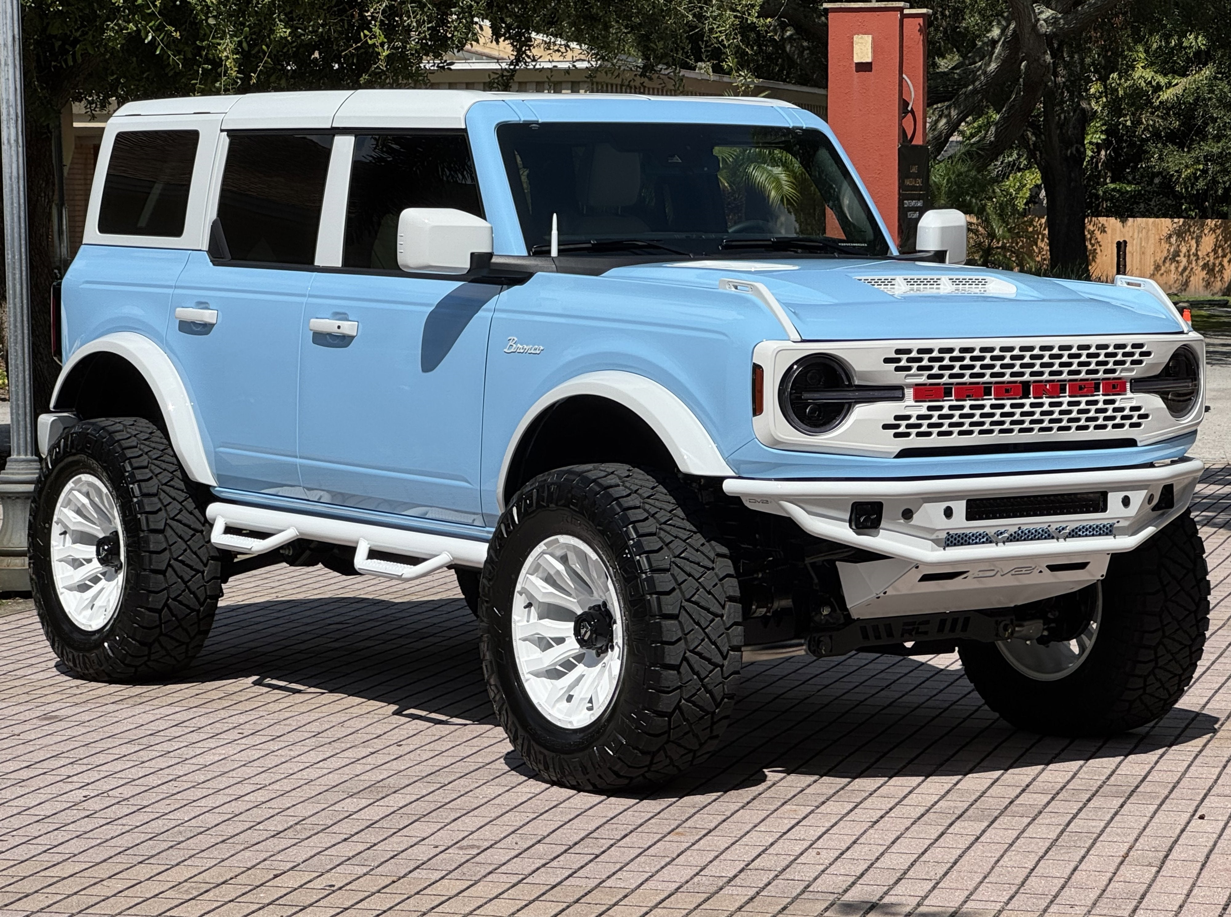 2025 Ford Bronco Custom Lifted Vintage Outer Banks Retro V6 Hard Top