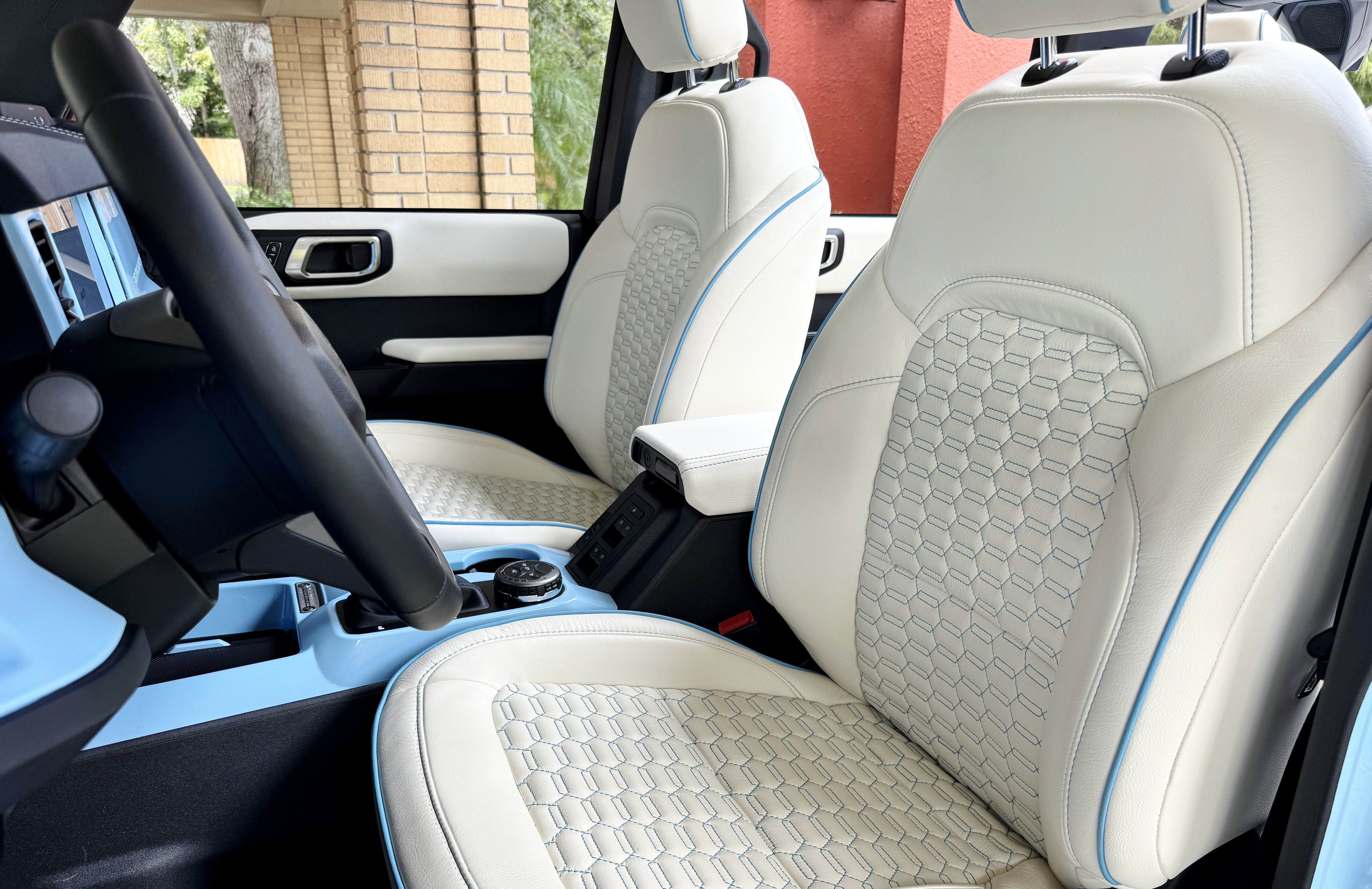 2025 Ford Bronco Custom Lifted Vintage Outer Banks Retro V6 Hard Top