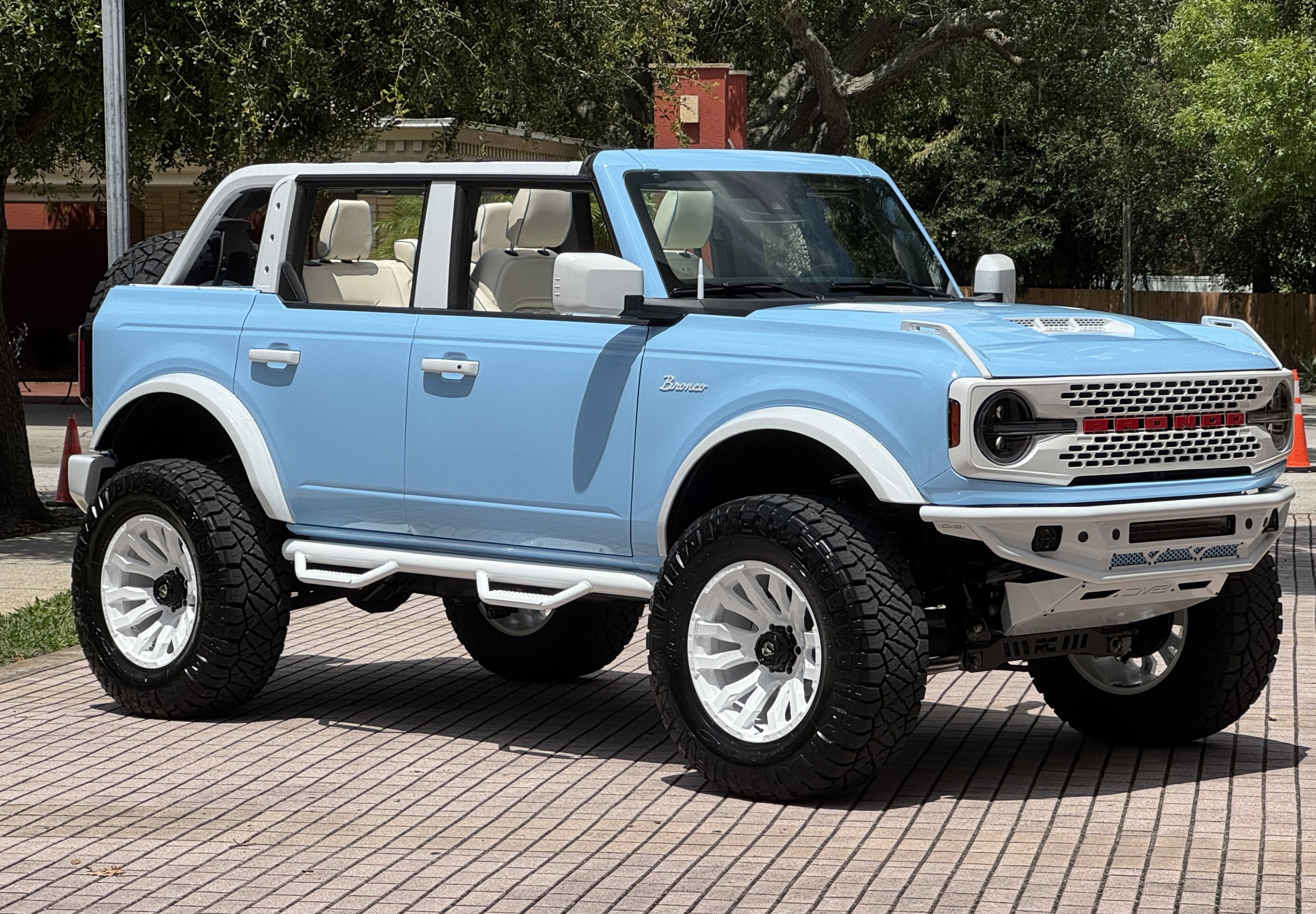 2025 Ford Bronco Custom Lifted Vintage Outer Banks Retro V6 Hard Top