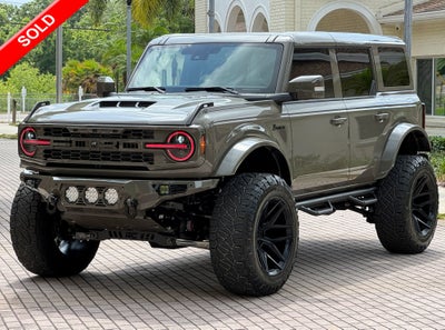 2025 Ford Bronco Outer Banks V6 Luxury Package Hard Top Custom Lifted