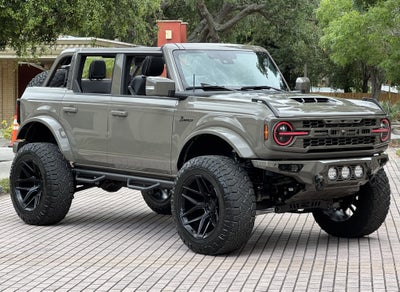 2025 Ford Bronco Outer Banks V6 Luxury Package Hard Top Custom Lifted