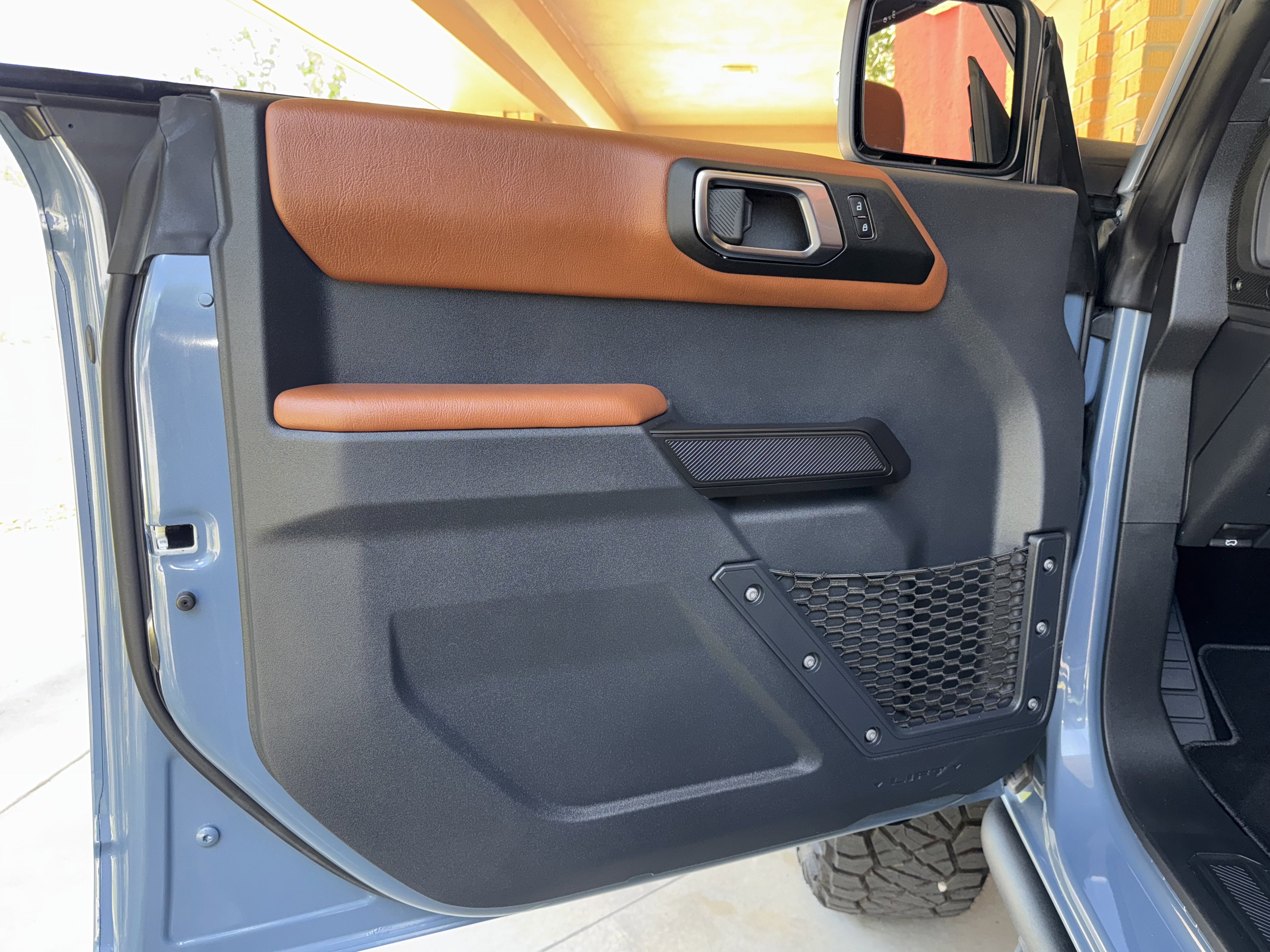 2025 Ford Bronco Outer Banks V6 Luxury Package Custom Lifted