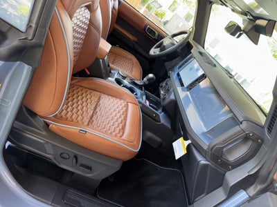 2025 Ford Bronco Outer Banks V6 Luxury Package Custom Lifted