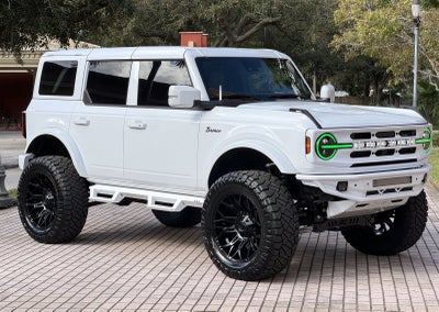 2024 Ford Bronco Outer Banks V6 Luxury Pkg