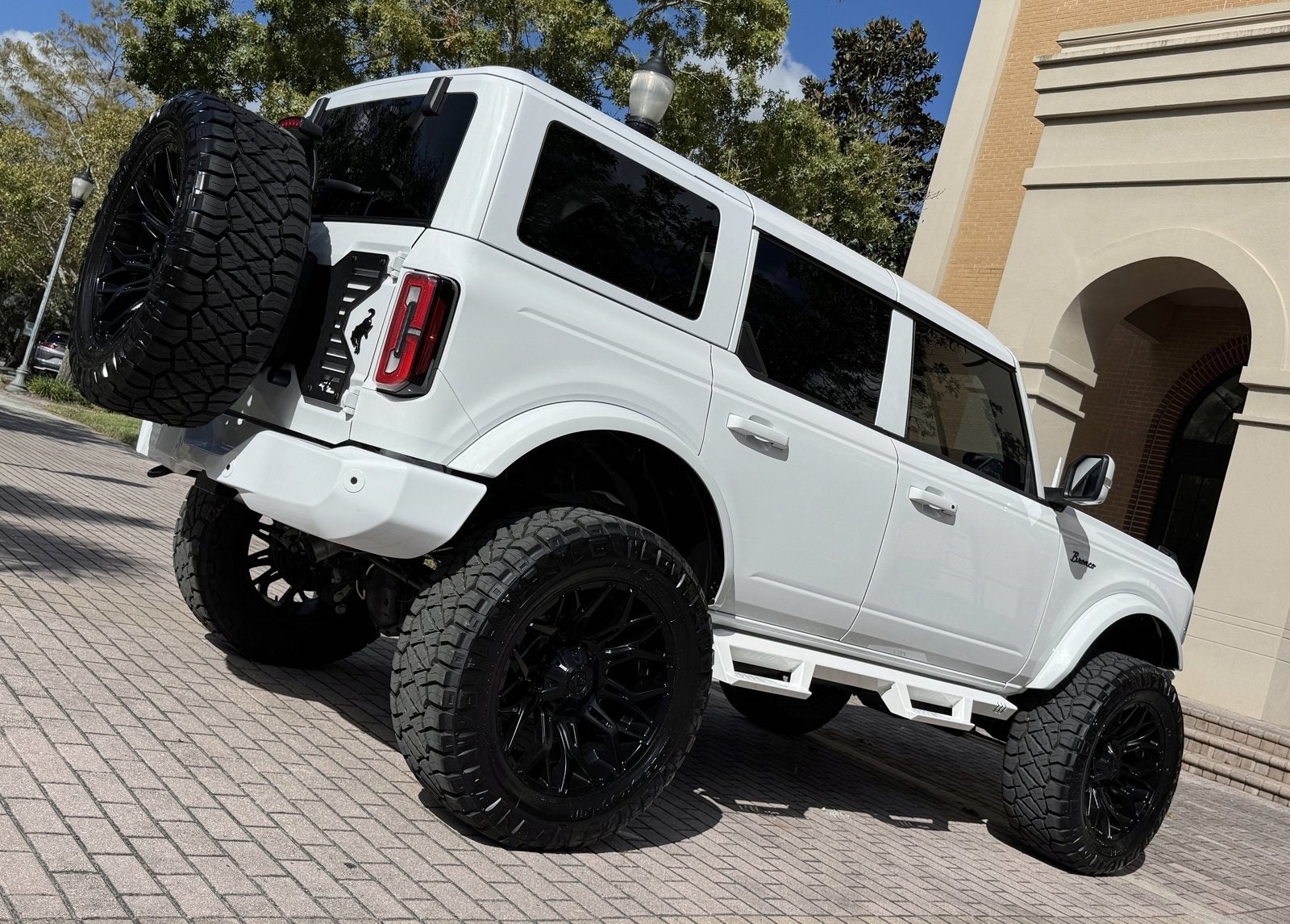 2024 Ford Bronco Outer Banks V6 Luxury Pkg