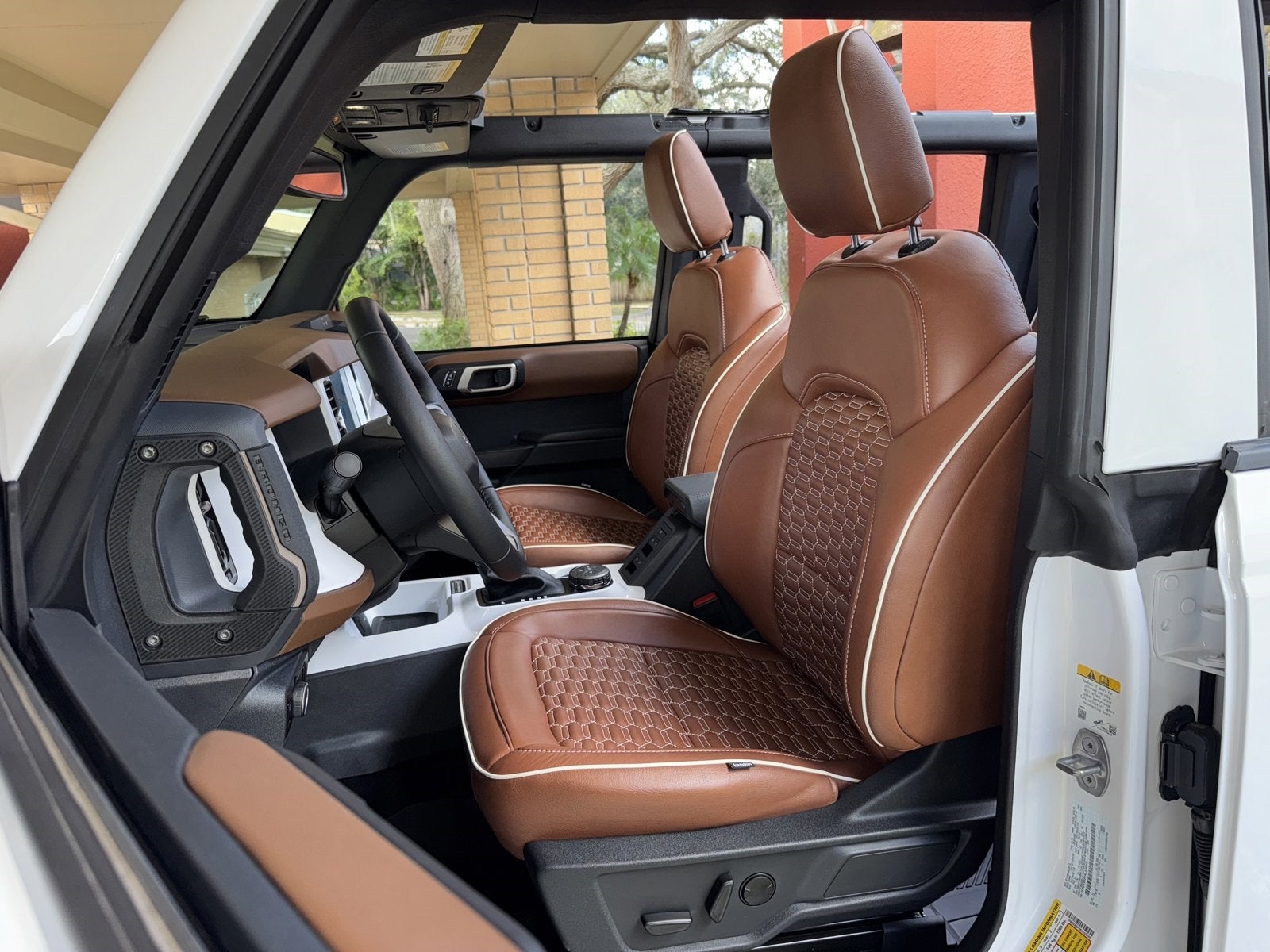 2024 Ford Bronco Outer Banks V6 Luxury Pkg