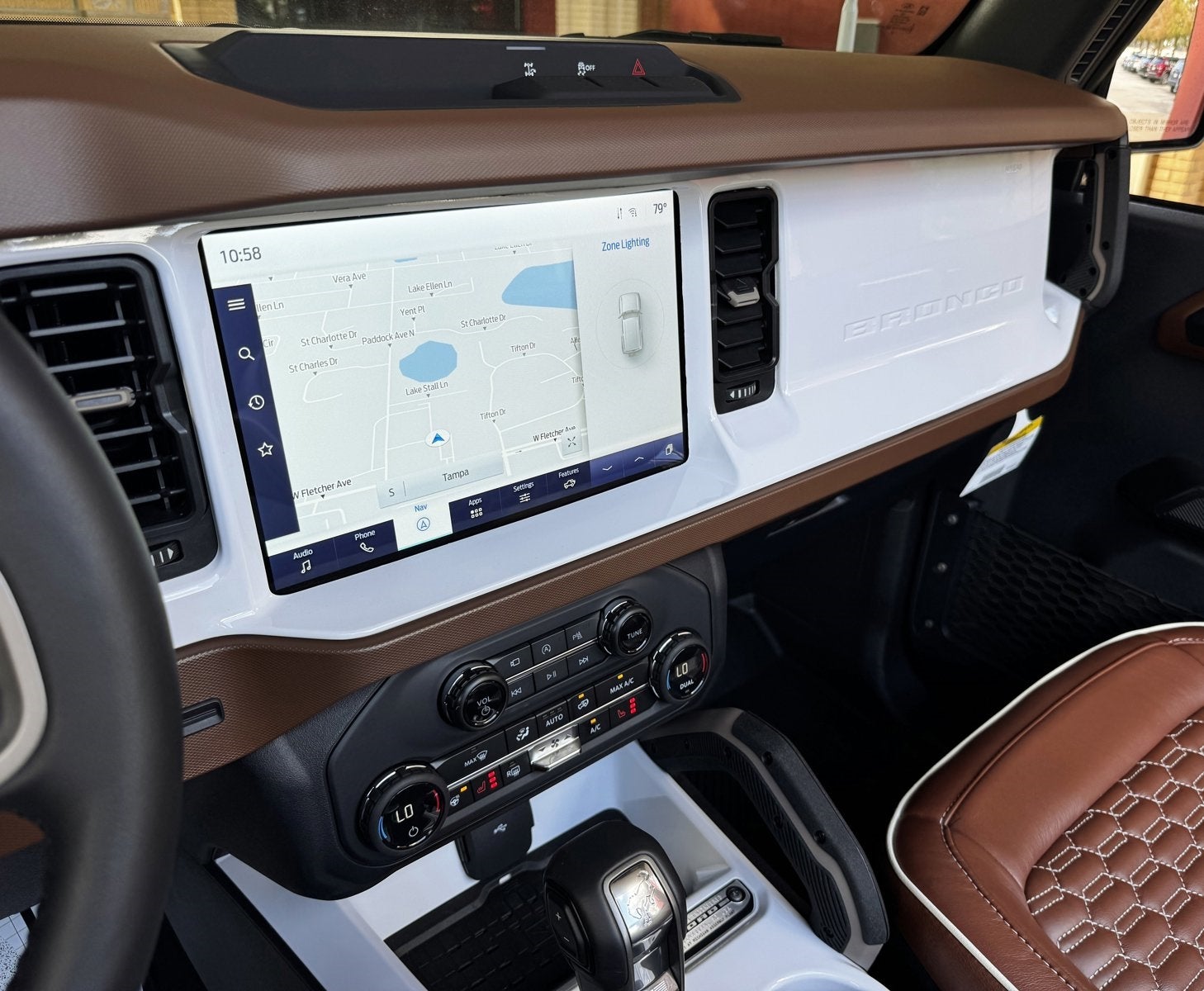 2024 Ford Bronco Outer Banks V6 Luxury Pkg