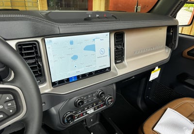 2025 Ford Bronco Outer Banks V6 Luxury Package Hard Top Custom Lifted