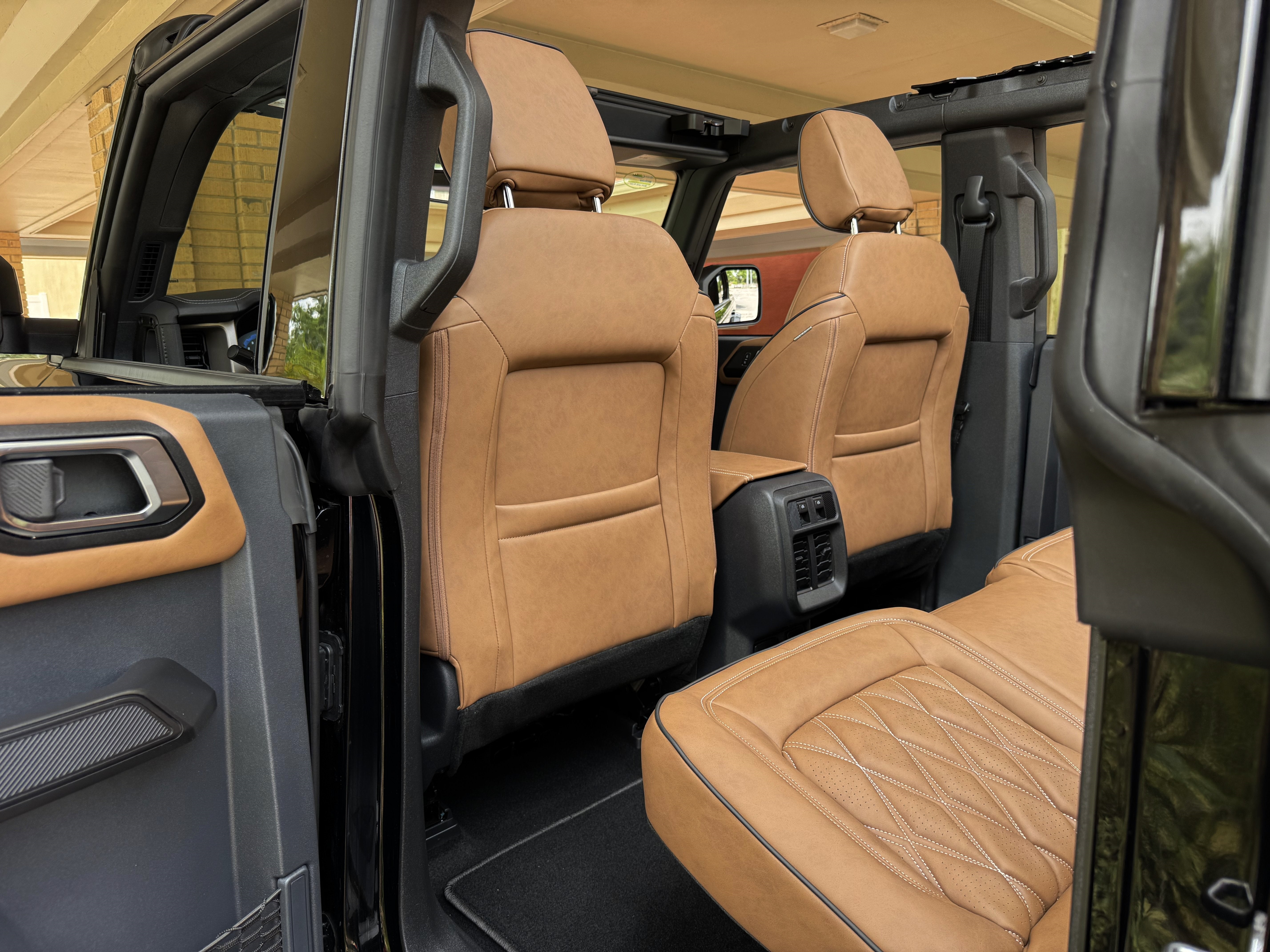 2025 Ford Bronco Outer Banks V6 Luxury Package Hard Top Custom Lifted