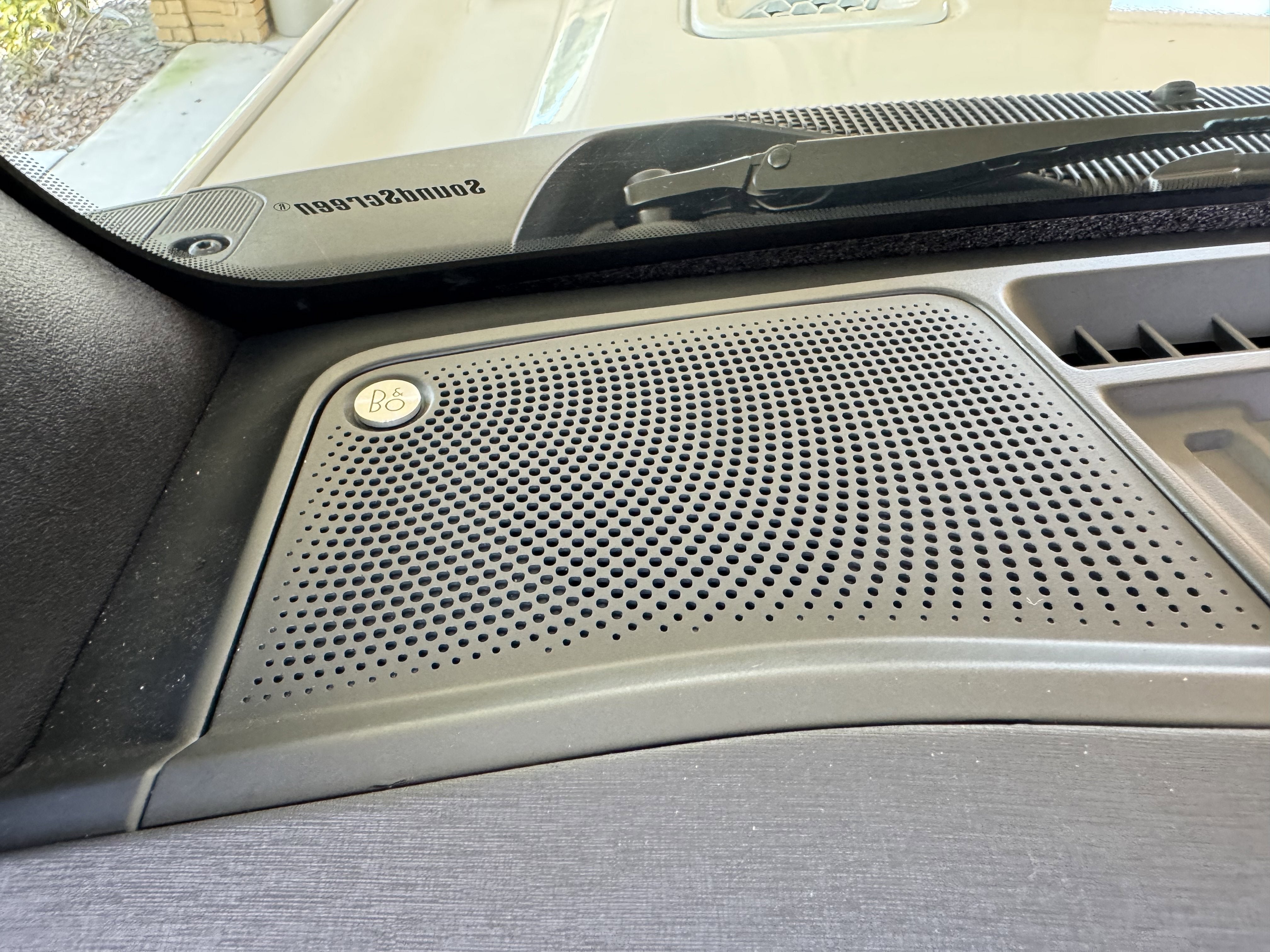 2025 Ford Bronco Outer Banks V6 Luxury Package Hard Top Custom Lifted