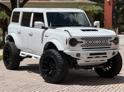 2025 Ford Bronco Outer Banks V6 Luxury Package Hard Top Custom Lifted