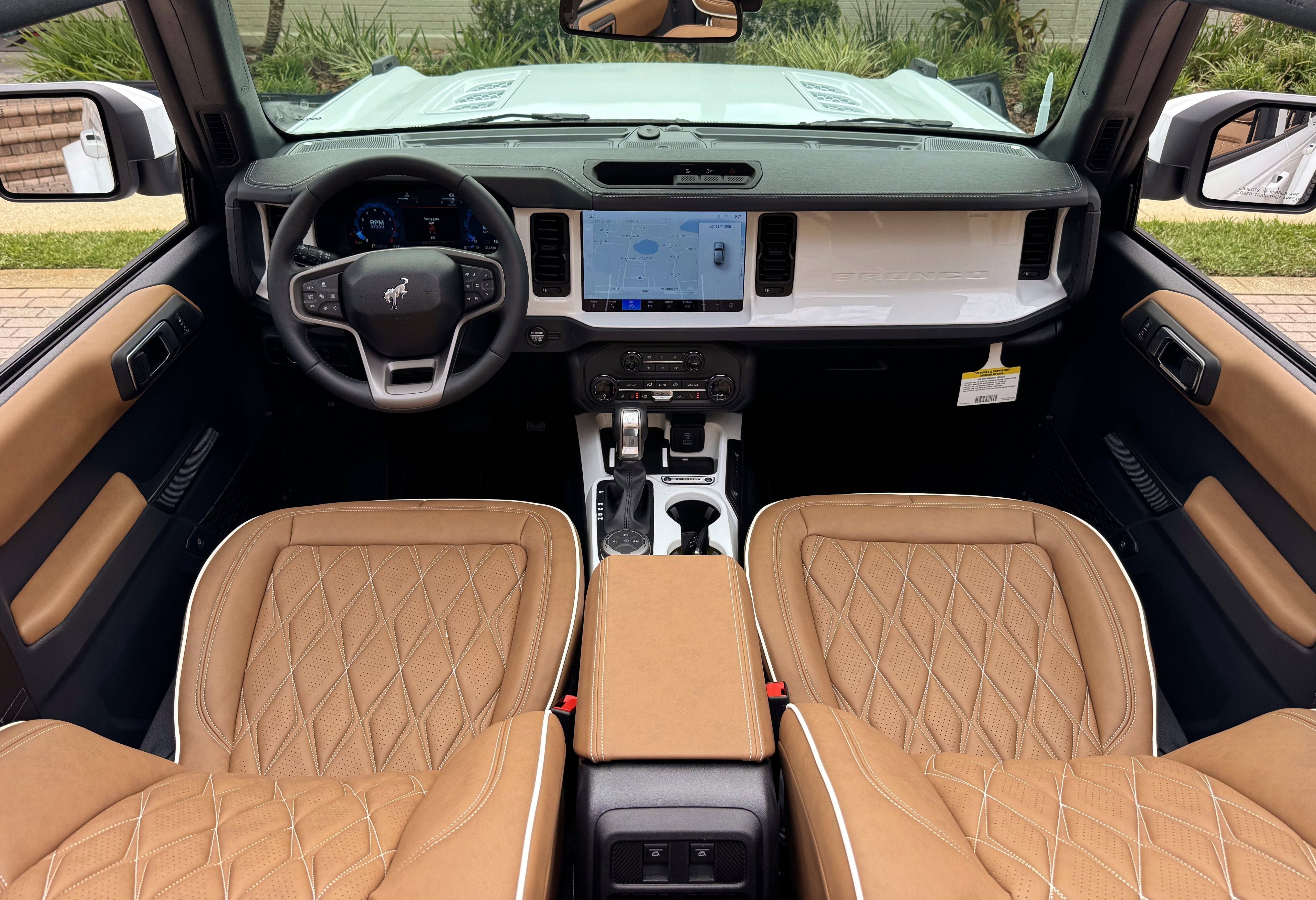 2025 Ford Bronco V6 Outer Banks Luxury Package Custom Lifted