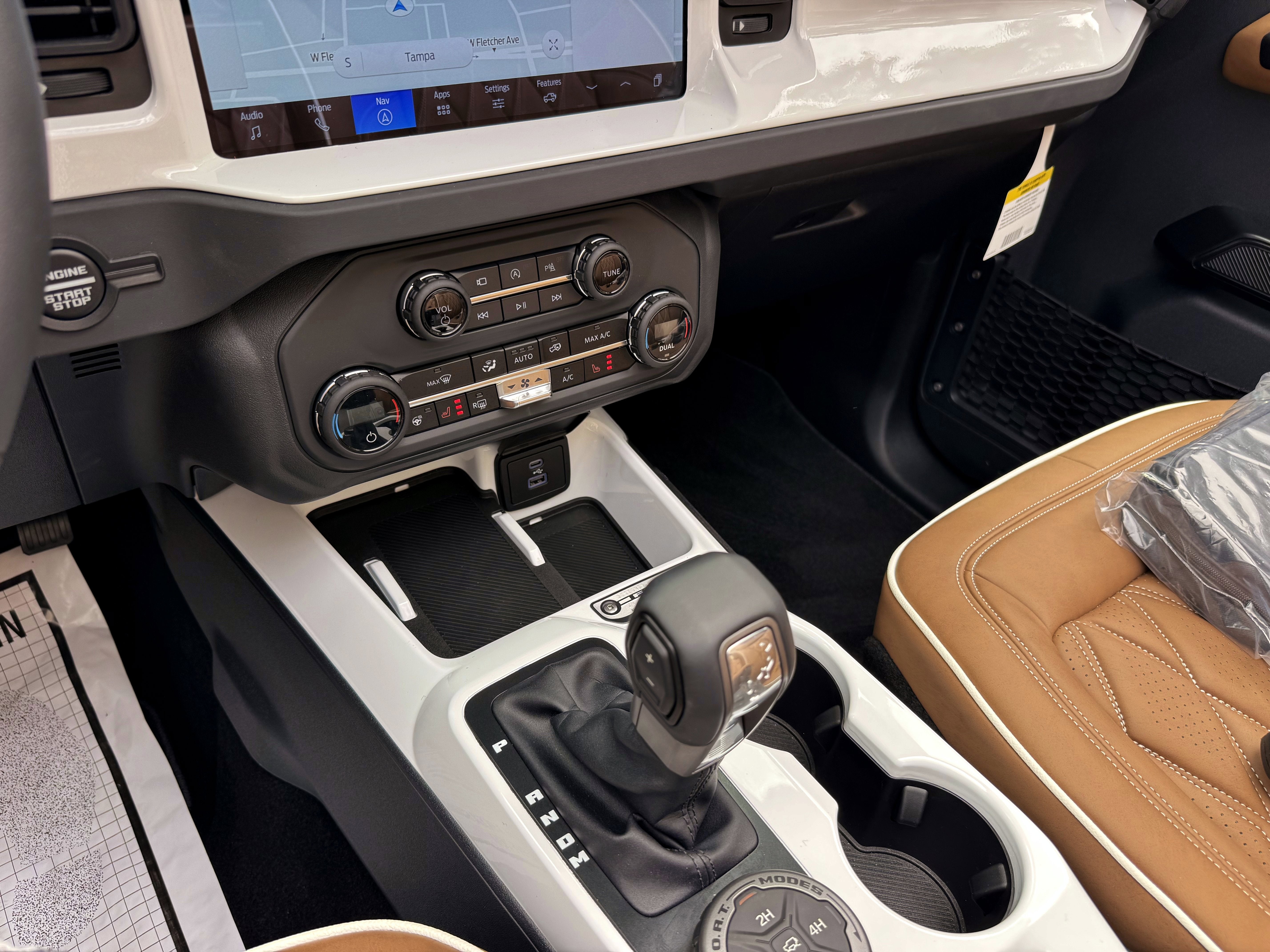 2025 Ford Bronco V6 Outer Banks Luxury Package Custom Lifted