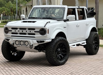 2025 Ford Bronco V6 Outer Banks Luxury Package Custom Lifted