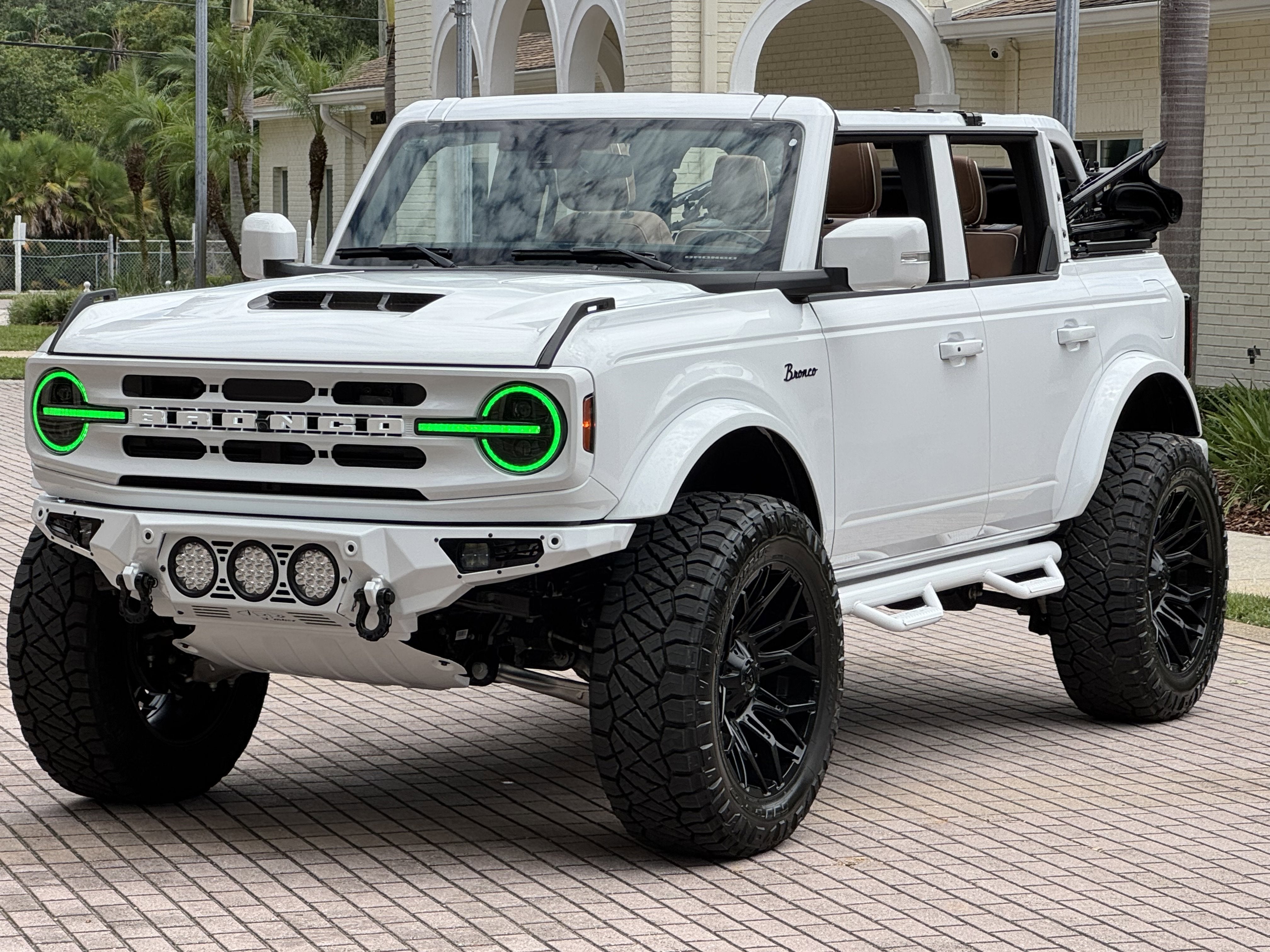 2025 Ford Bronco V6 Outer Banks Luxury Package Custom Lifted