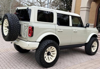 2025 Ford Bronco V6 Wimbledon White Retro Outer Banks Luxury Pkg Custom Lifted