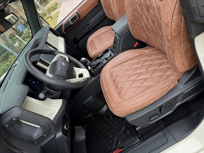 2025 Ford Bronco V6 Wimbledon White Retro Outer Banks Luxury Pkg Custom Lifted