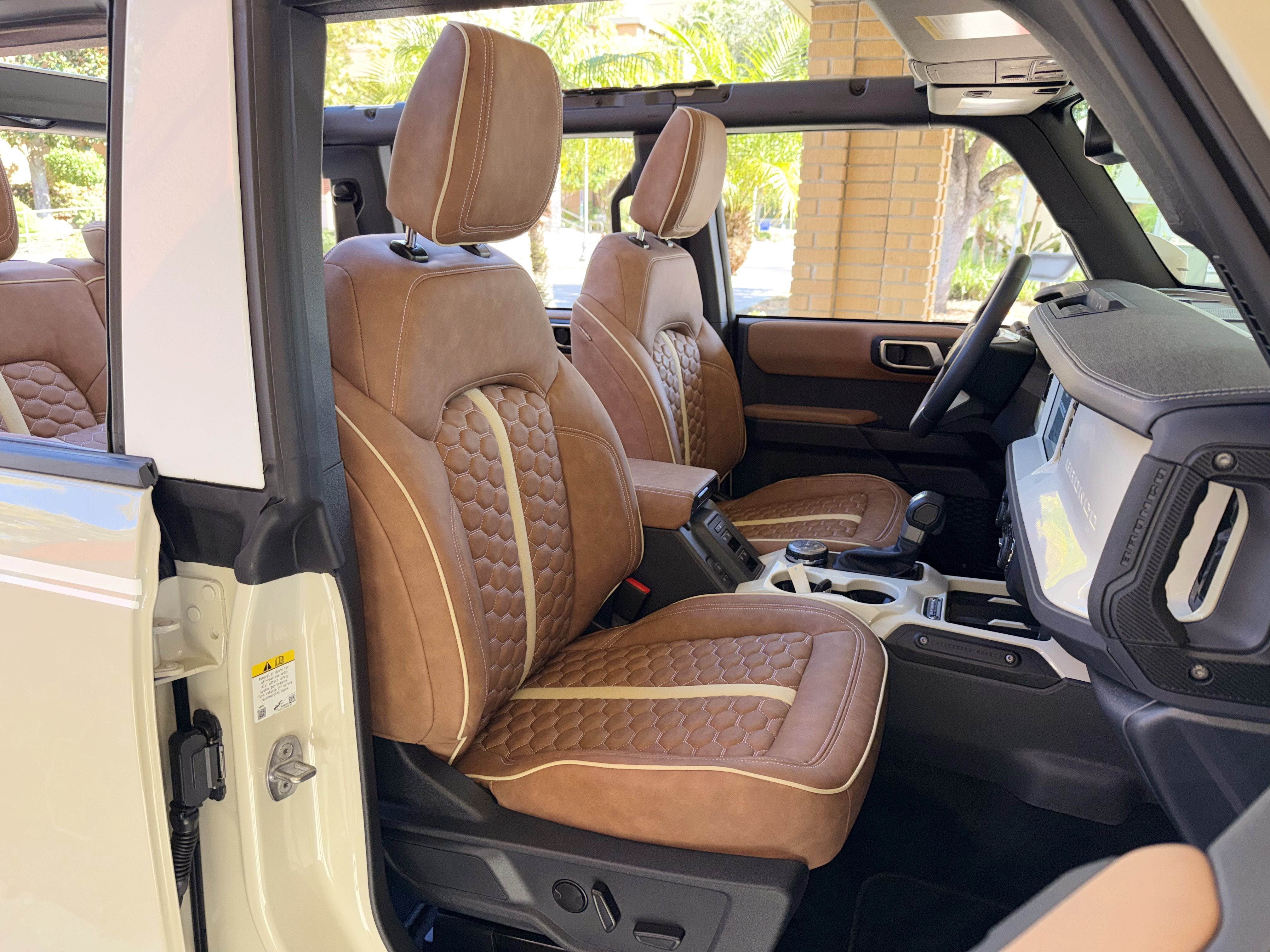 2026 Ford Bronco V6 Wimbledon White Retro Outer Banks Luxury Pkg Custom Lifted