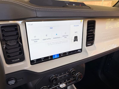 2026 Ford Bronco V6 Wimbledon White Retro Outer Banks Luxury Pkg Custom Lifted