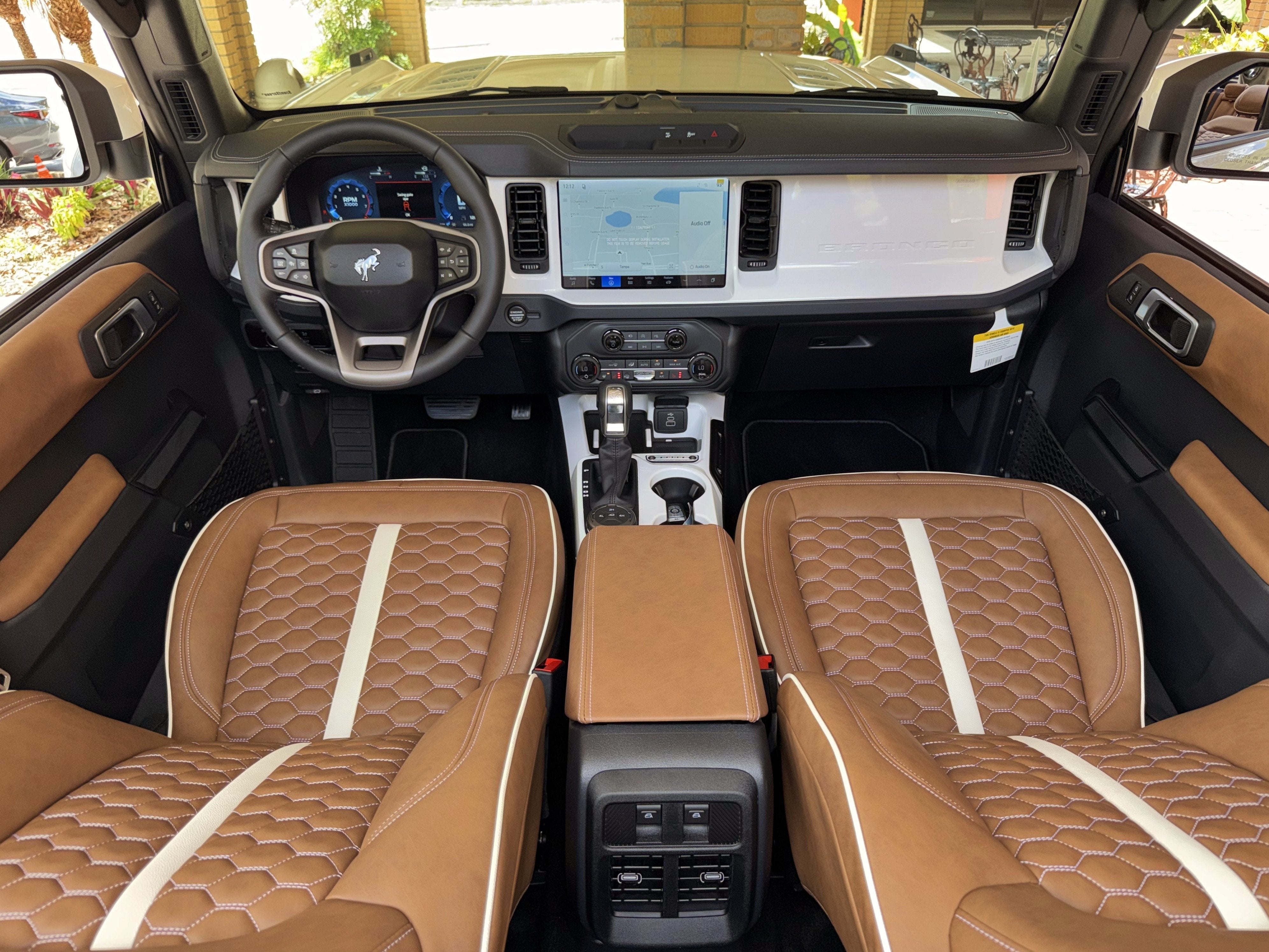 2026 Ford Bronco Outer Banks V6 Custom Lifted