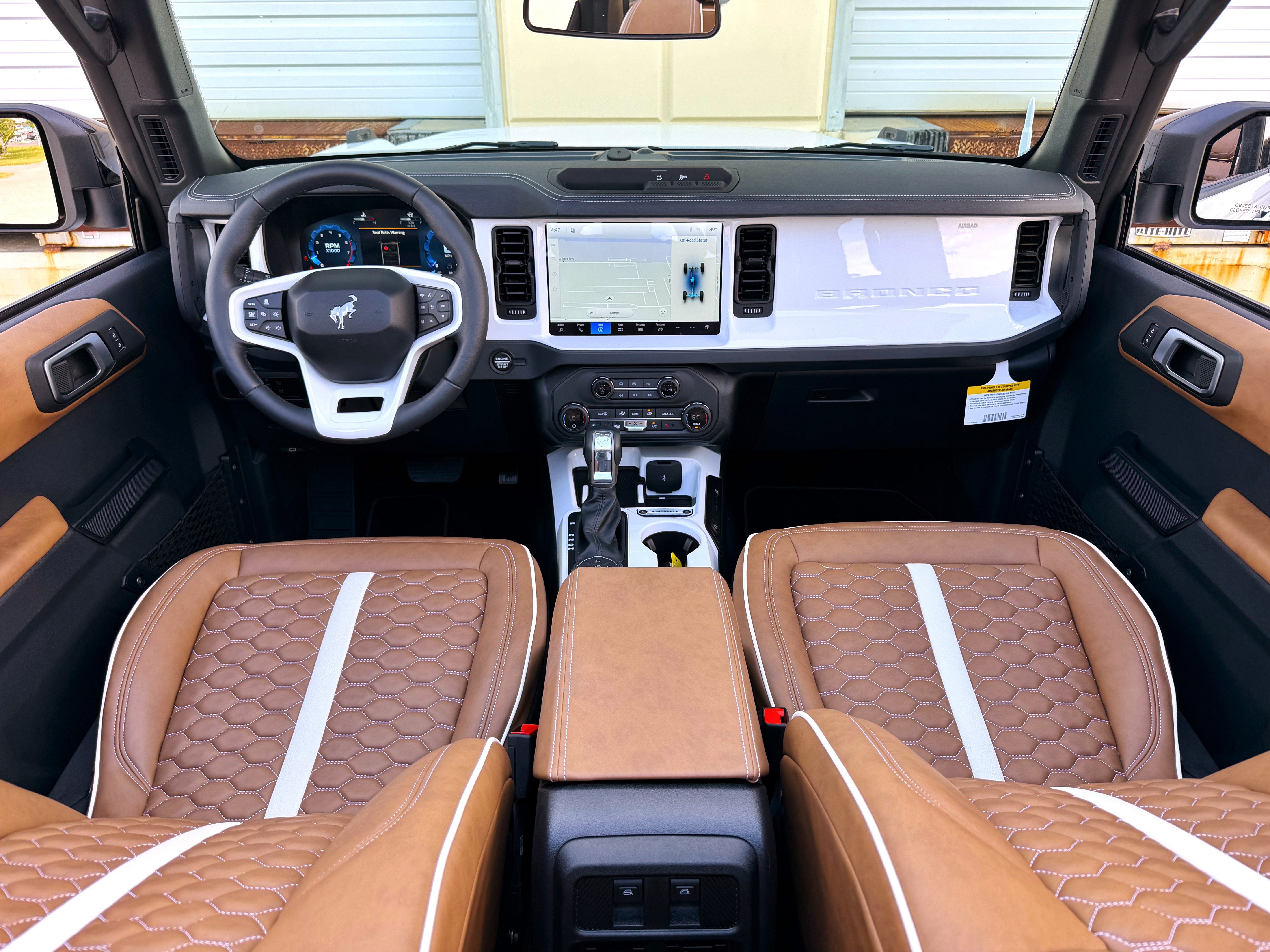 2026 Ford Bronco V6 Outer Banks Black Appearance Package Luxury Package