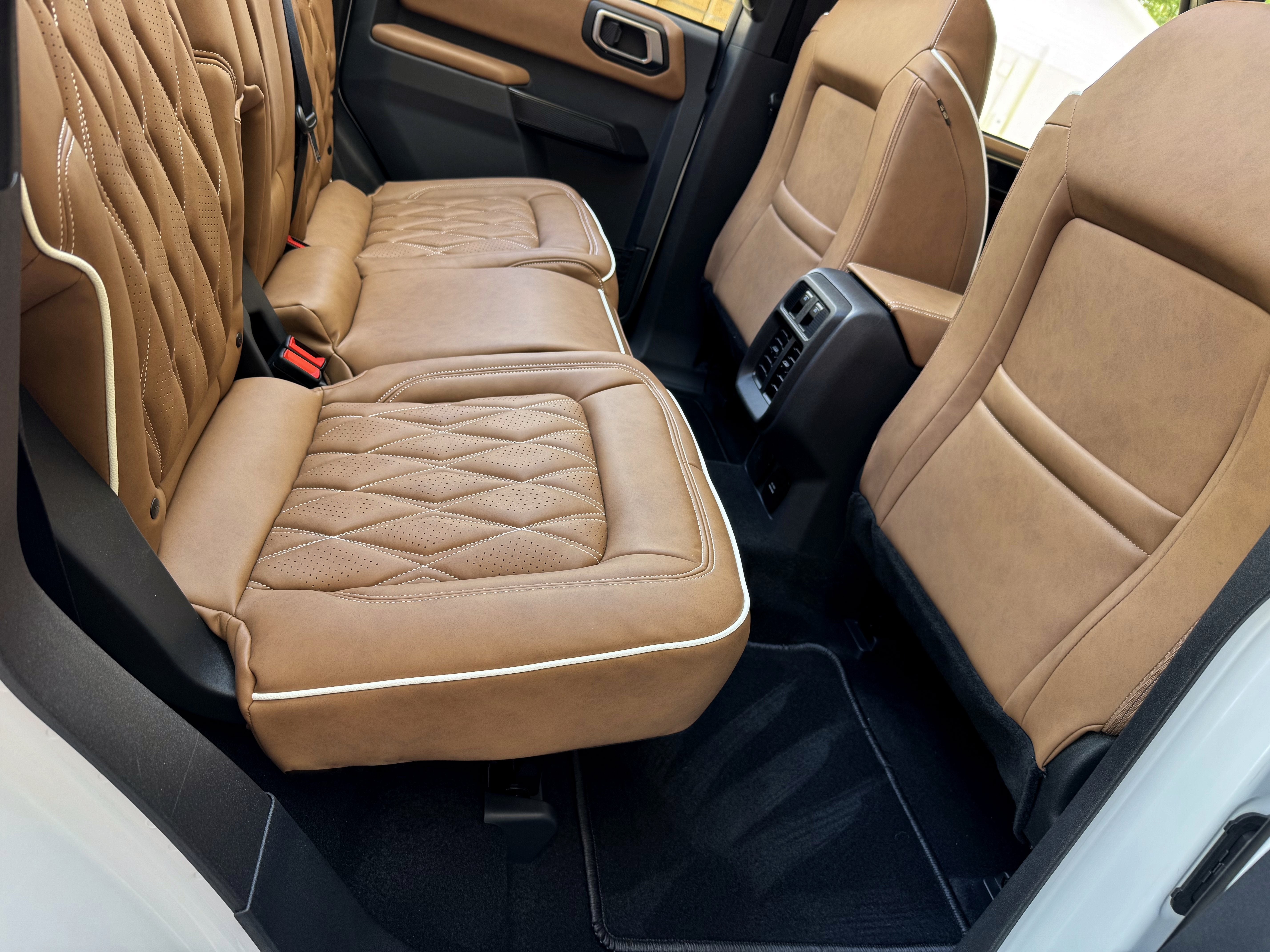 2026 Ford Bronco V6 Outer Banks Luxury Package Hard Top Custom Lifted