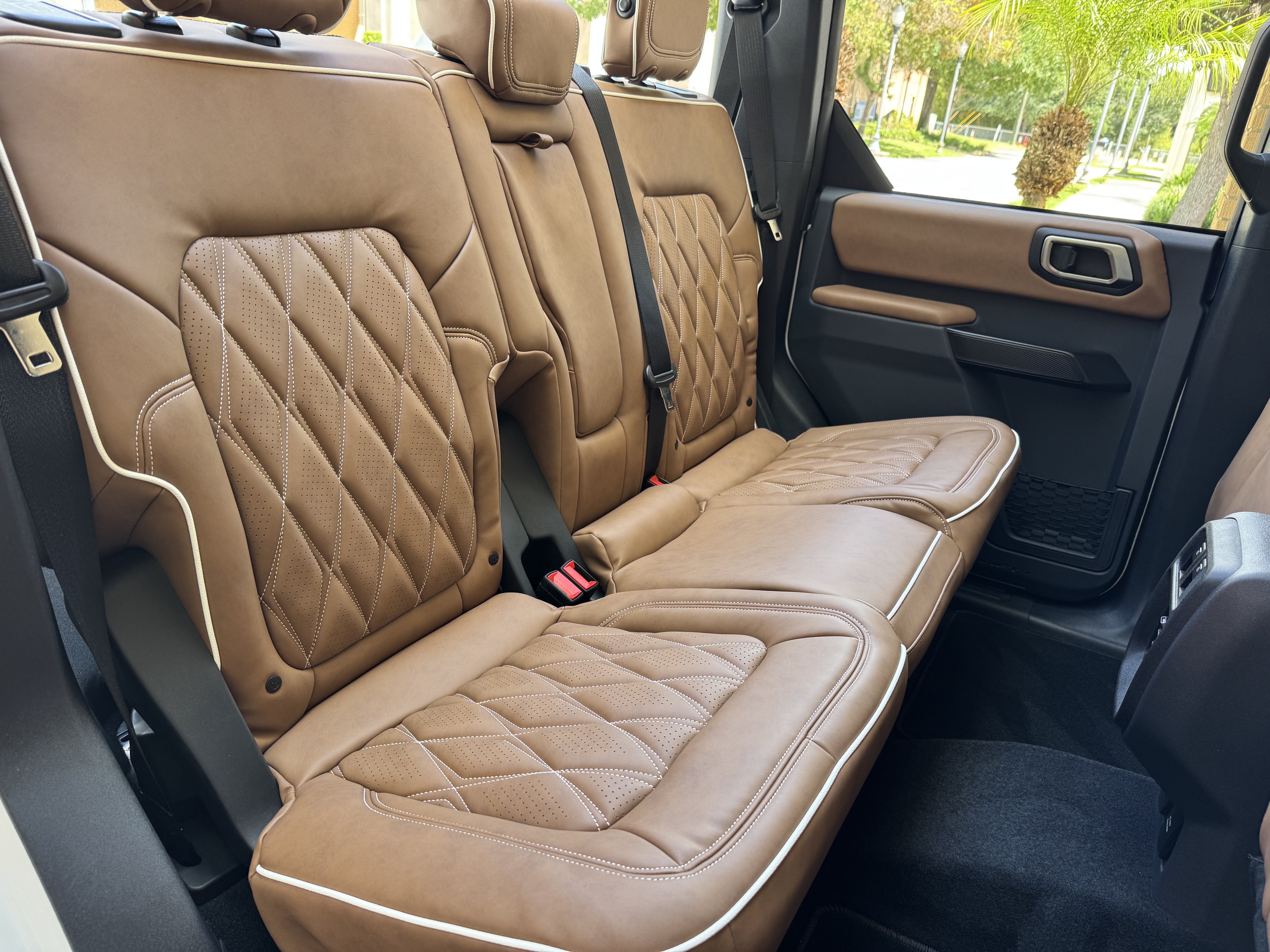 2026 Ford Bronco V6 Outer Banks Luxury Package Hard Top Custom Lifted