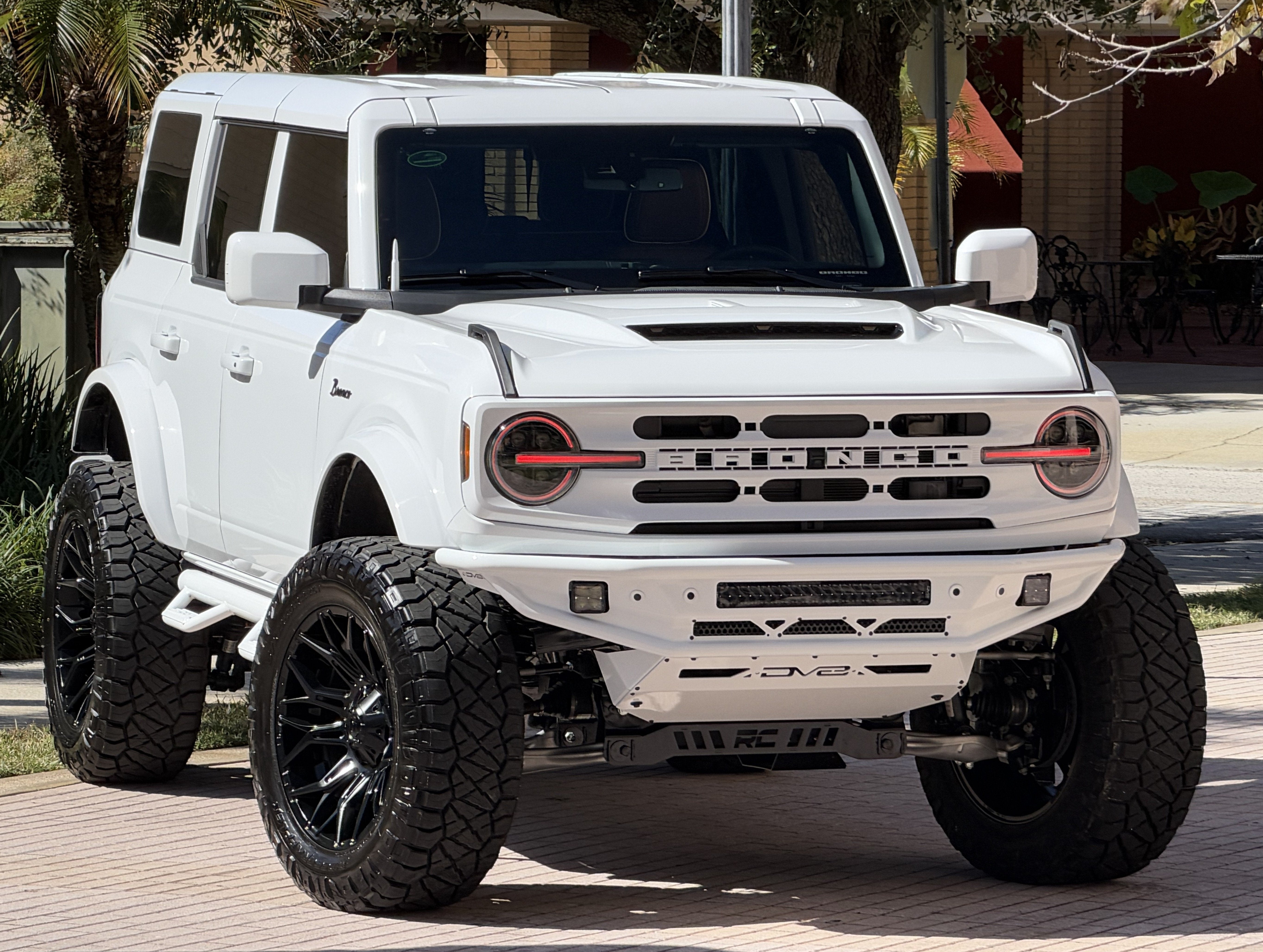 2026 Ford Bronco V6 Outer Banks Luxury Package Hard Top Custom Lifted