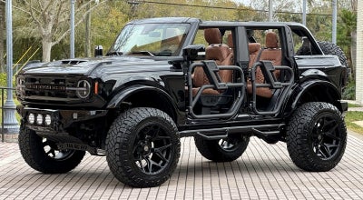 2024 Ford Bronco Outer Banks V6 Luxury Package Custom Lifted